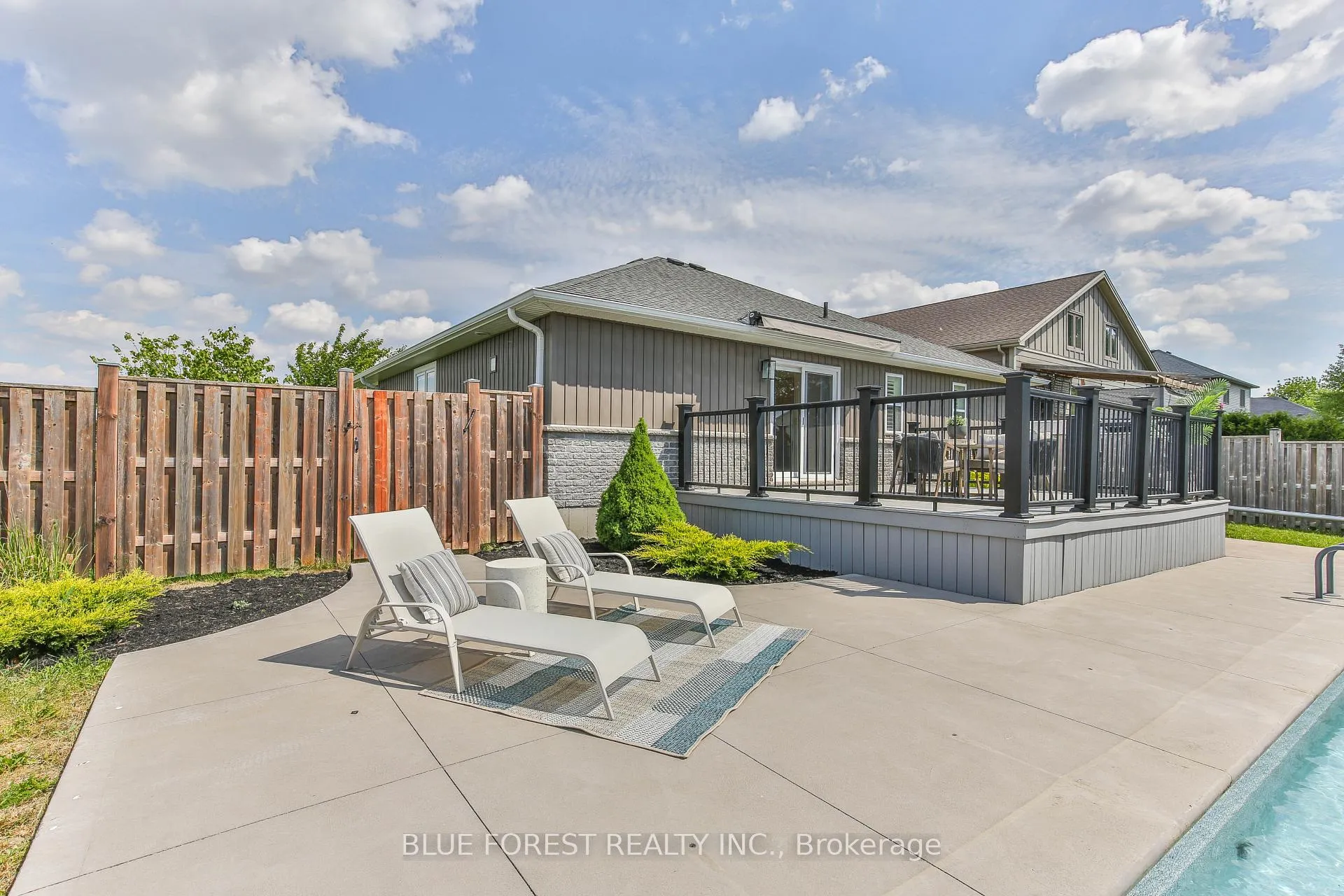 Photo 38 of 16 Brooker Trail, Thames Centre, Thorndale — HOMEH