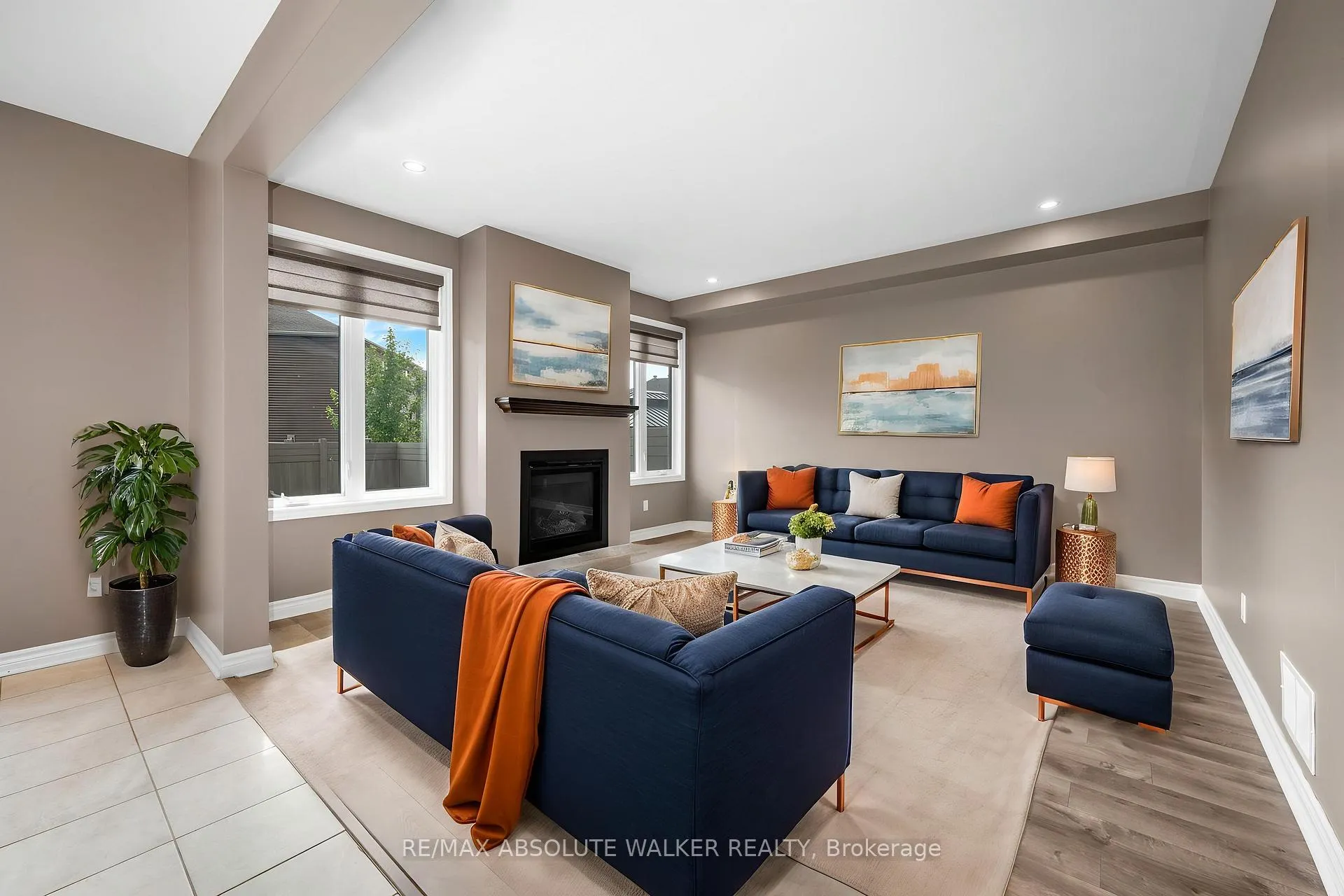 Photo 5 of 213 Esturgeon Street, Ottawa, Avalon West — HOMEH
