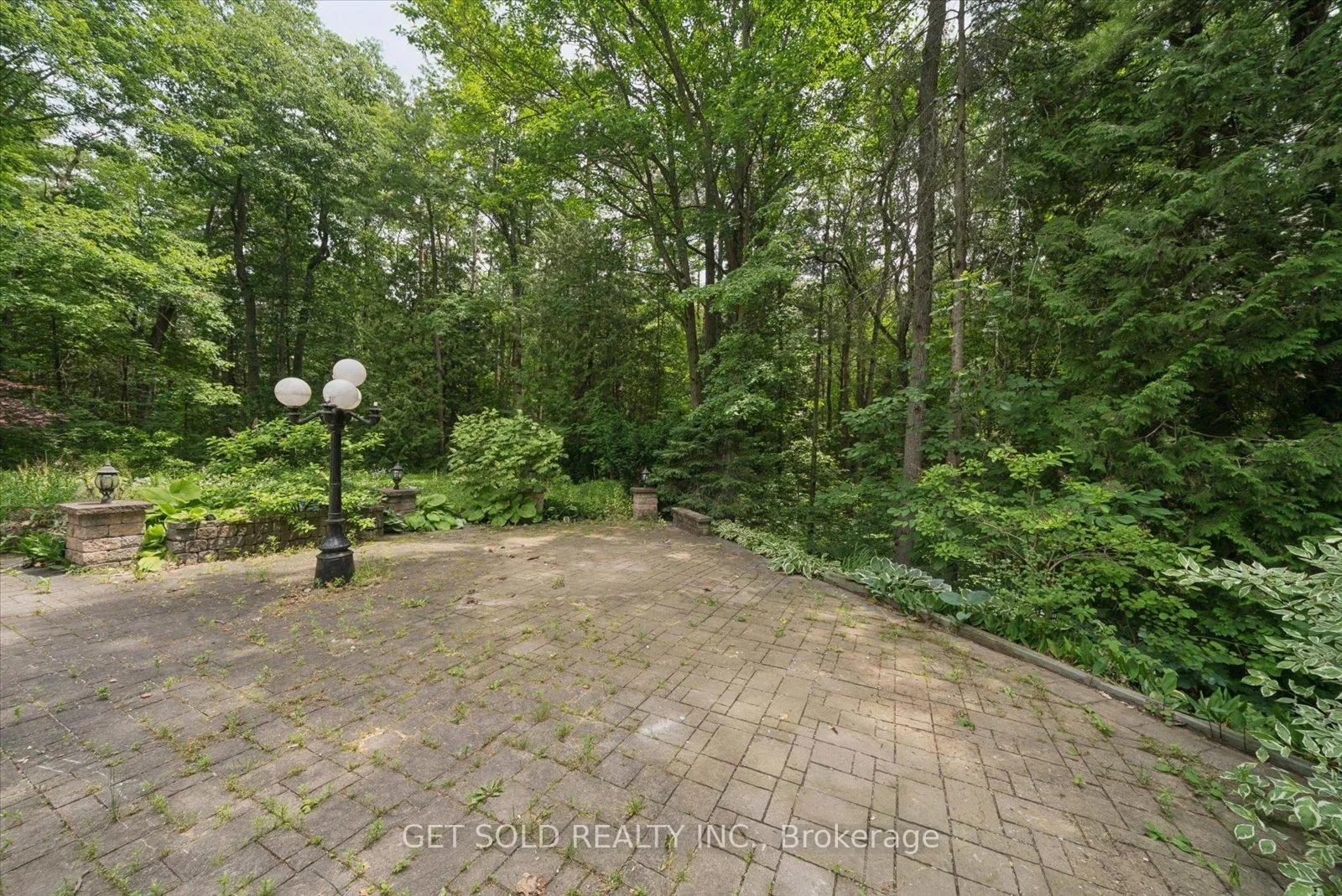 Photo 13 of 80 White Pine Trail, Richmond Hill, Rural Richmond Hill — HOMEH