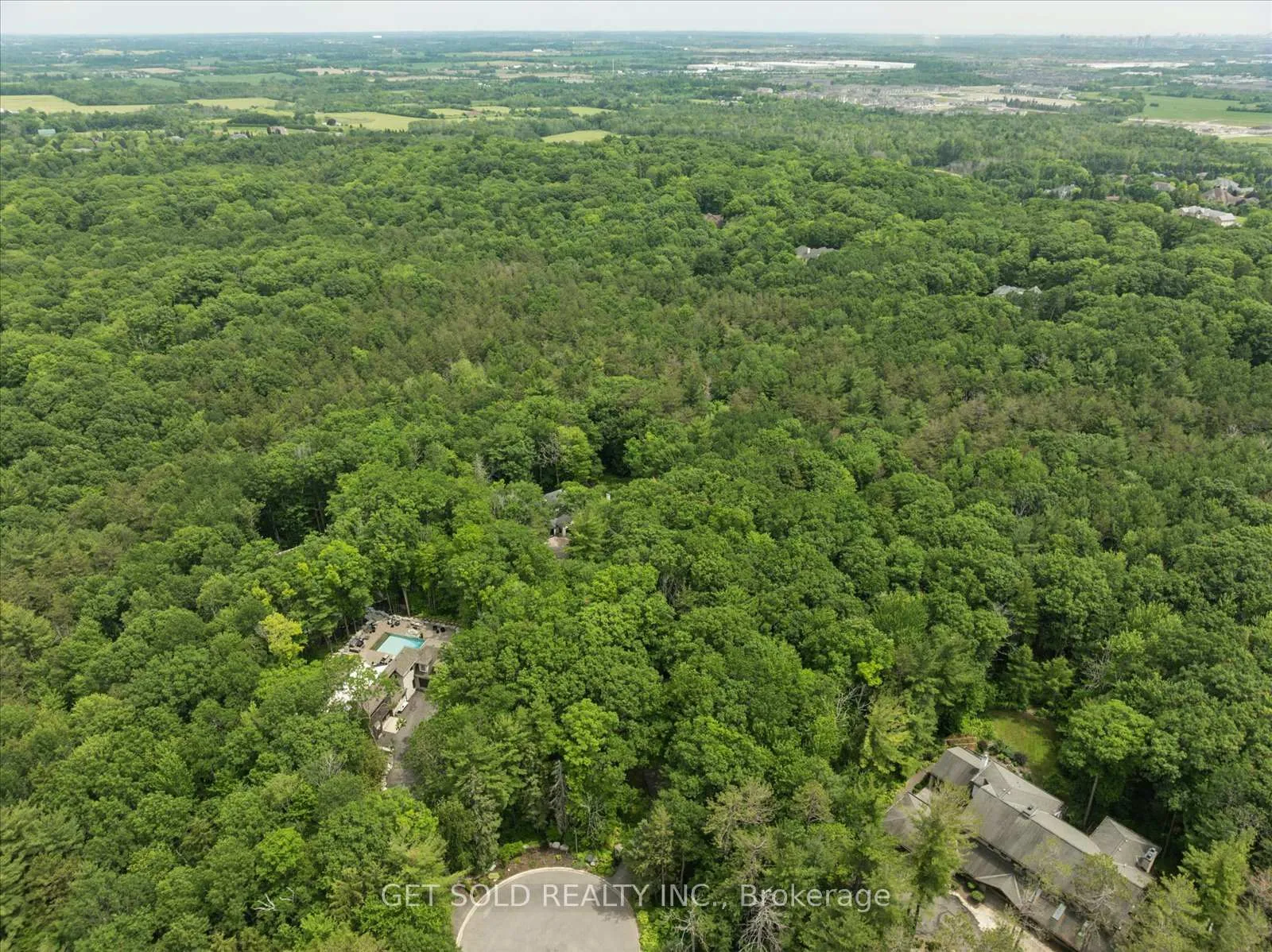 Photo 18 of 80 White Pine Trail, Richmond Hill, Rural Richmond Hill — HOMEH