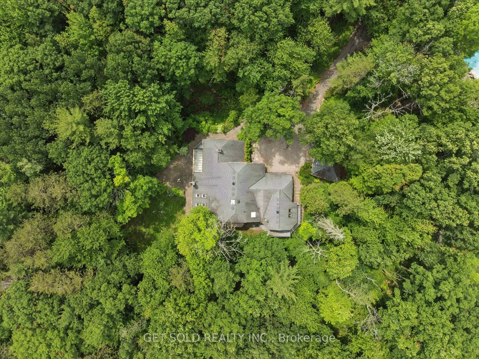 Photo 20 of 80 White Pine Trail, Richmond Hill, Rural Richmond Hill — HOMEH