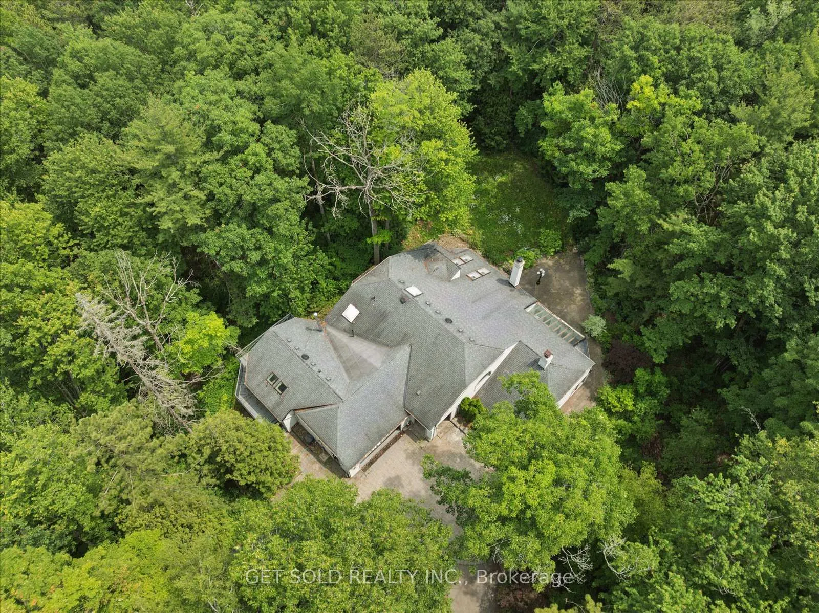 Photo 22 of 80 White Pine Trail, Richmond Hill, Rural Richmond Hill — HOMEH