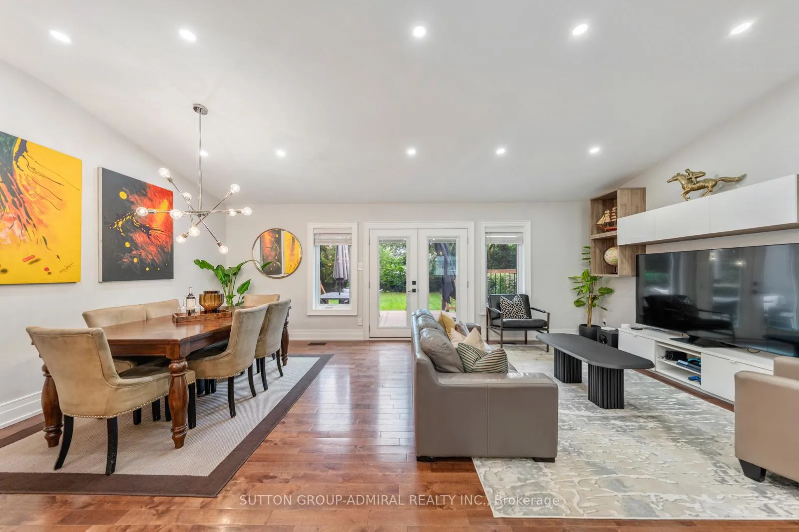 Photo 9 of 41 Waterford Drive, Etobicoke, Willowridge-Martingrove-Richview — HOMEH