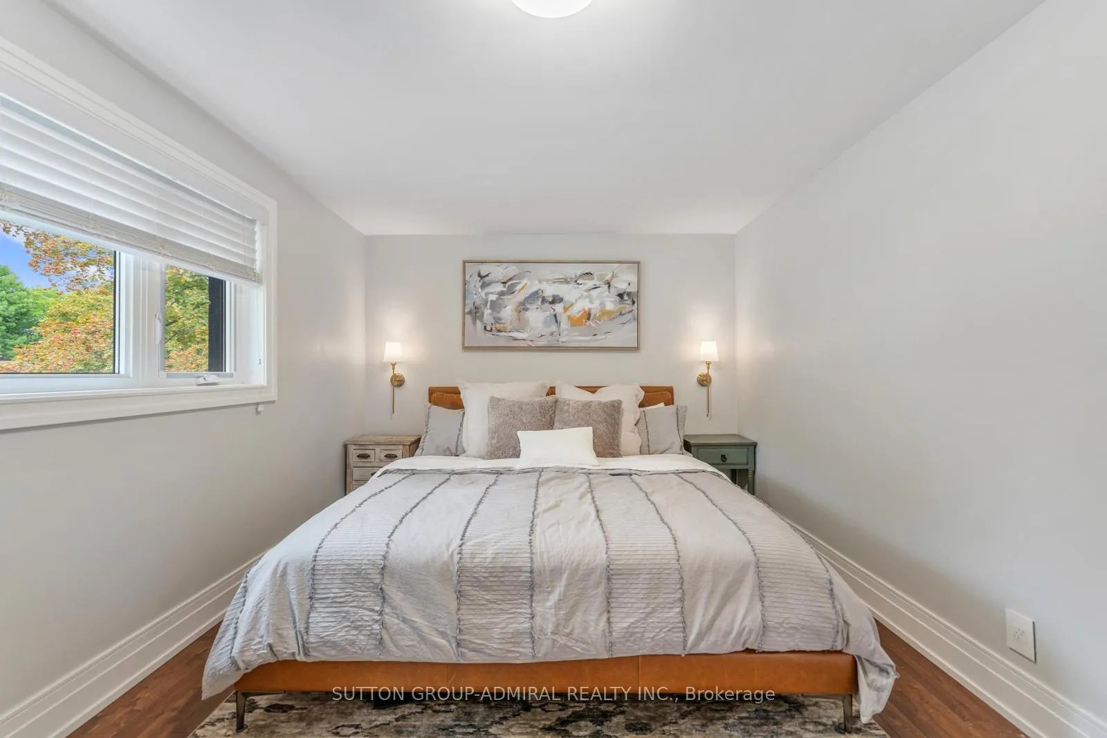 Photo 11 of 41 Waterford Drive, Etobicoke, Willowridge-Martingrove-Richview — HOMEH
