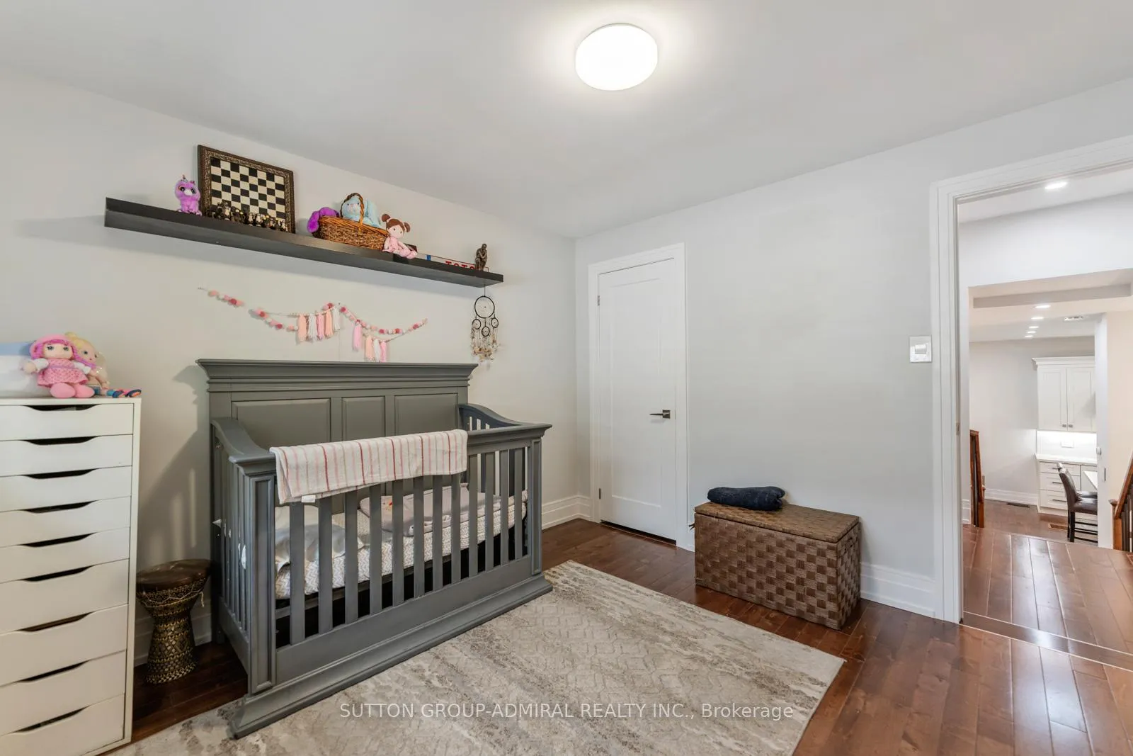 Photo 13 of 41 Waterford Drive, Etobicoke, Willowridge-Martingrove-Richview — HOMEH