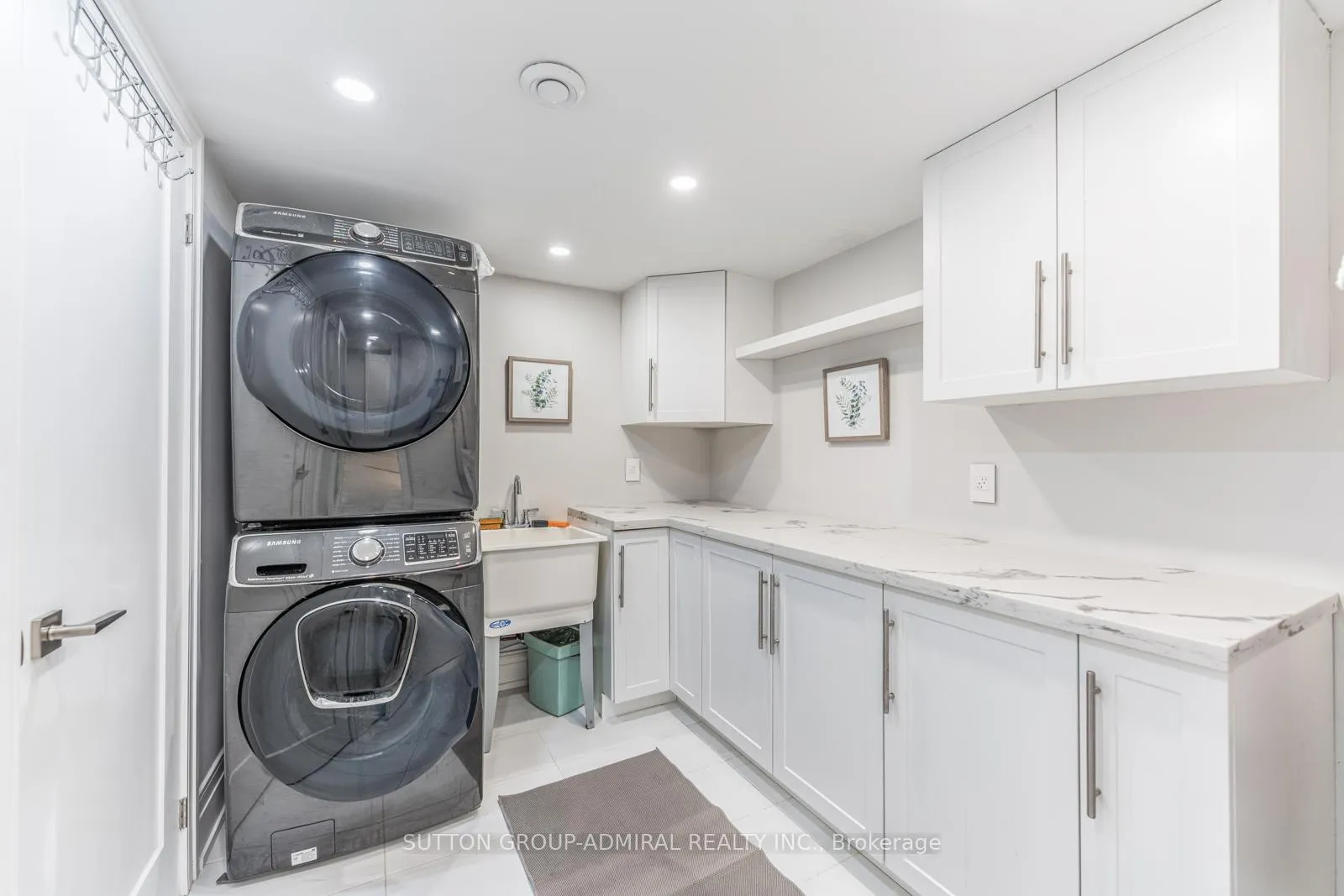 Photo 20 of 41 Waterford Drive, Etobicoke, Willowridge-Martingrove-Richview — HOMEH