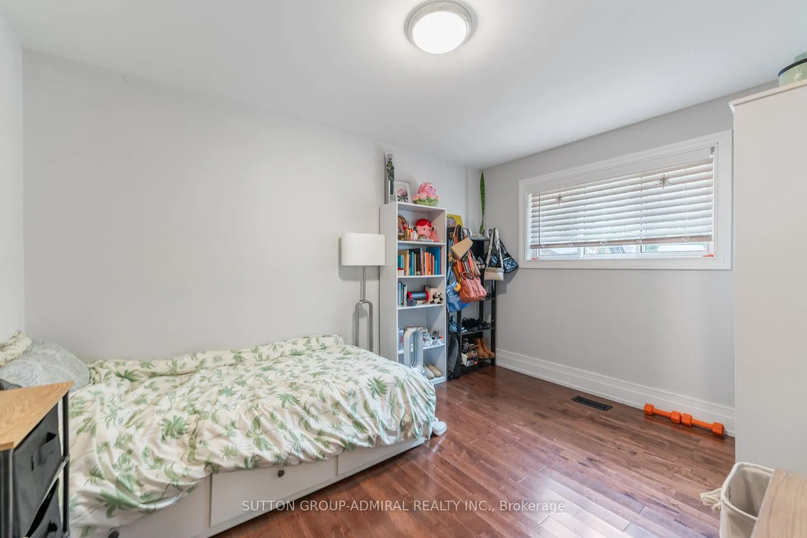 Photo 26 of 41 Waterford Drive, Etobicoke, Willowridge-Martingrove-Richview — HOMEH