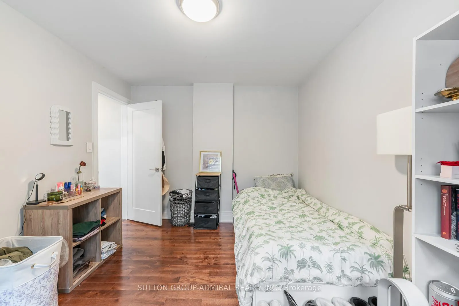 Photo 27 of 41 Waterford Drive, Etobicoke, Willowridge-Martingrove-Richview — HOMEH