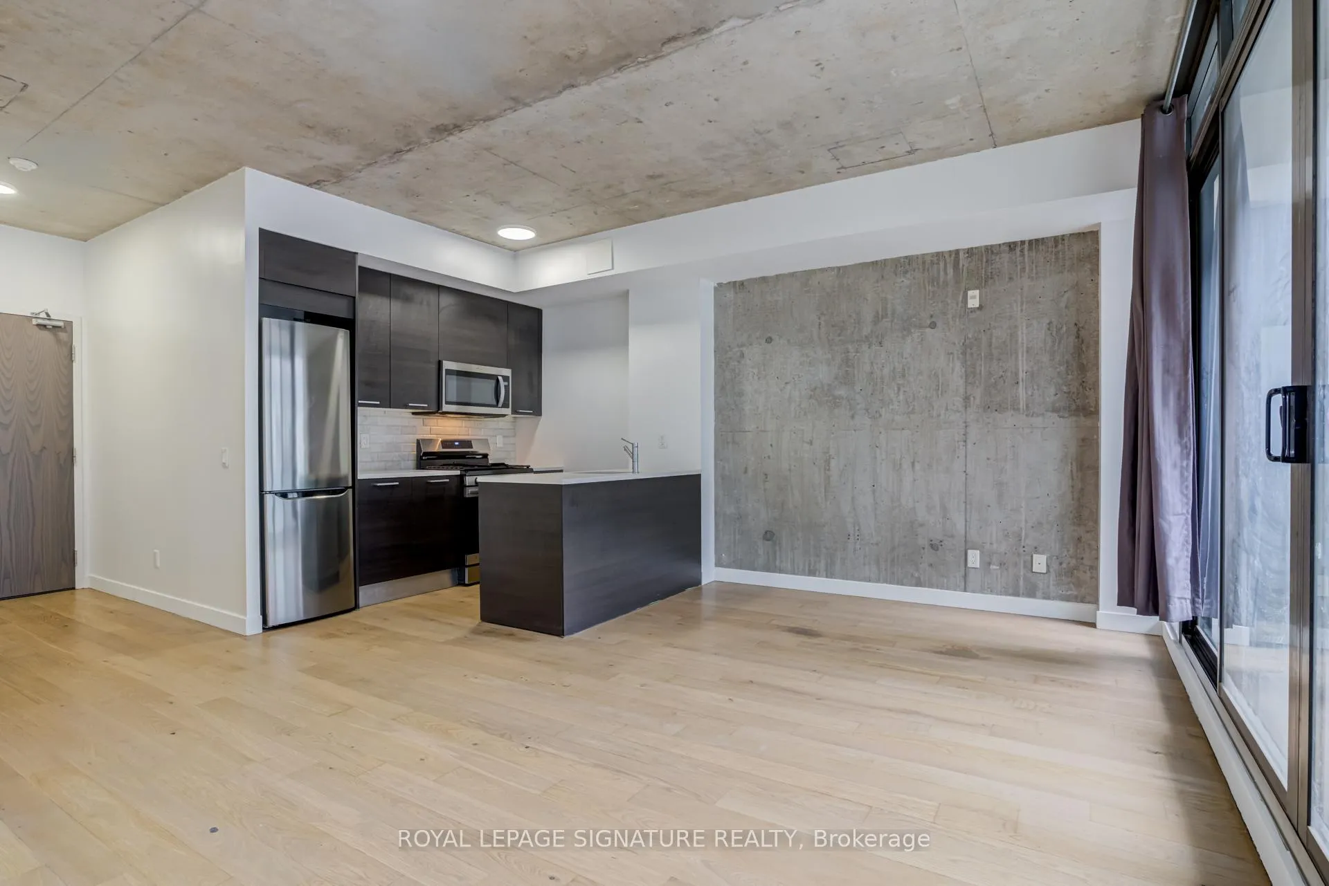 Photo 9 of Unit 717, 90 Broadview Avenue, Toronto, South Riverdale — HOMEH