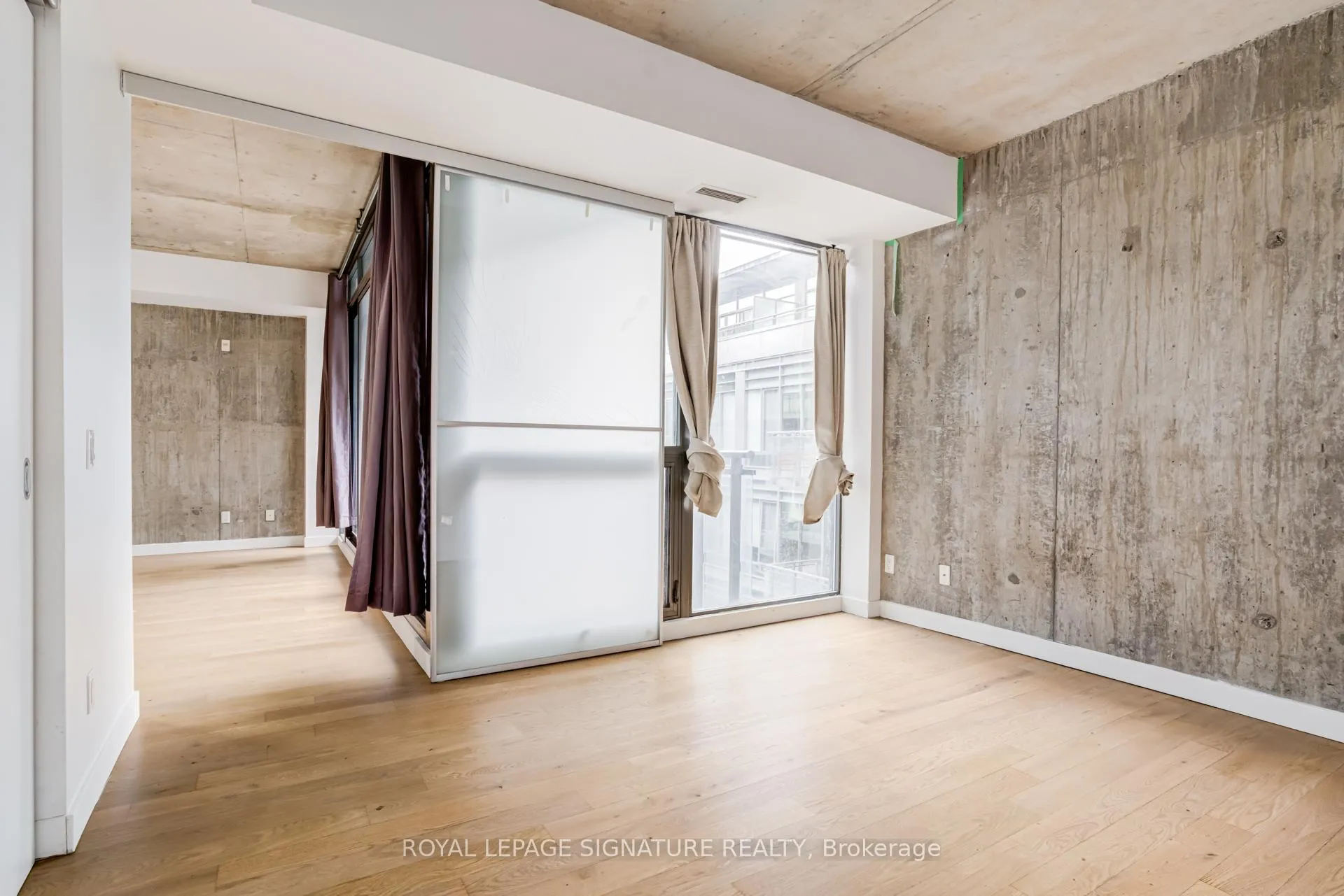 Photo 16 of Unit 717, 90 Broadview Avenue, Toronto, South Riverdale — HOMEH