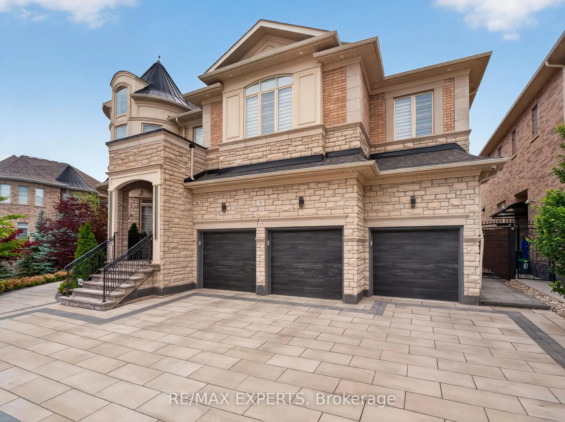 Photo 39 of 9 Glen Abbey Trail, Vaughan, Kleinburg — HOMEH