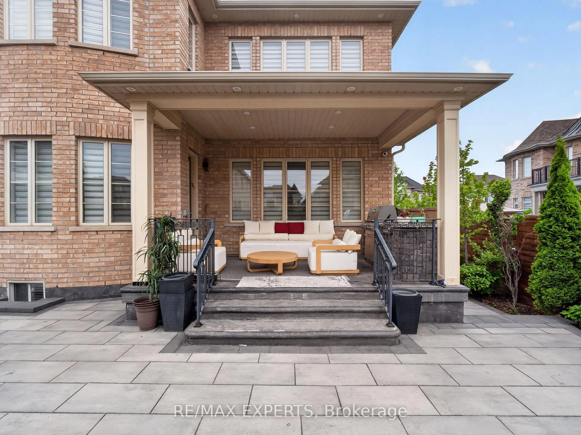 Photo 43 of 9 Glen Abbey Trail, Vaughan, Kleinburg — HOMEH
