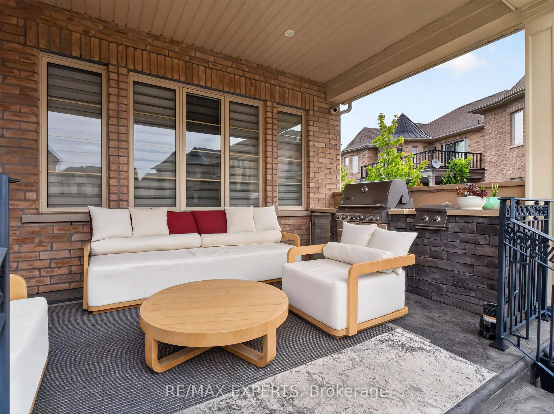 Photo 44 of 9 Glen Abbey Trail, Vaughan, Kleinburg — HOMEH