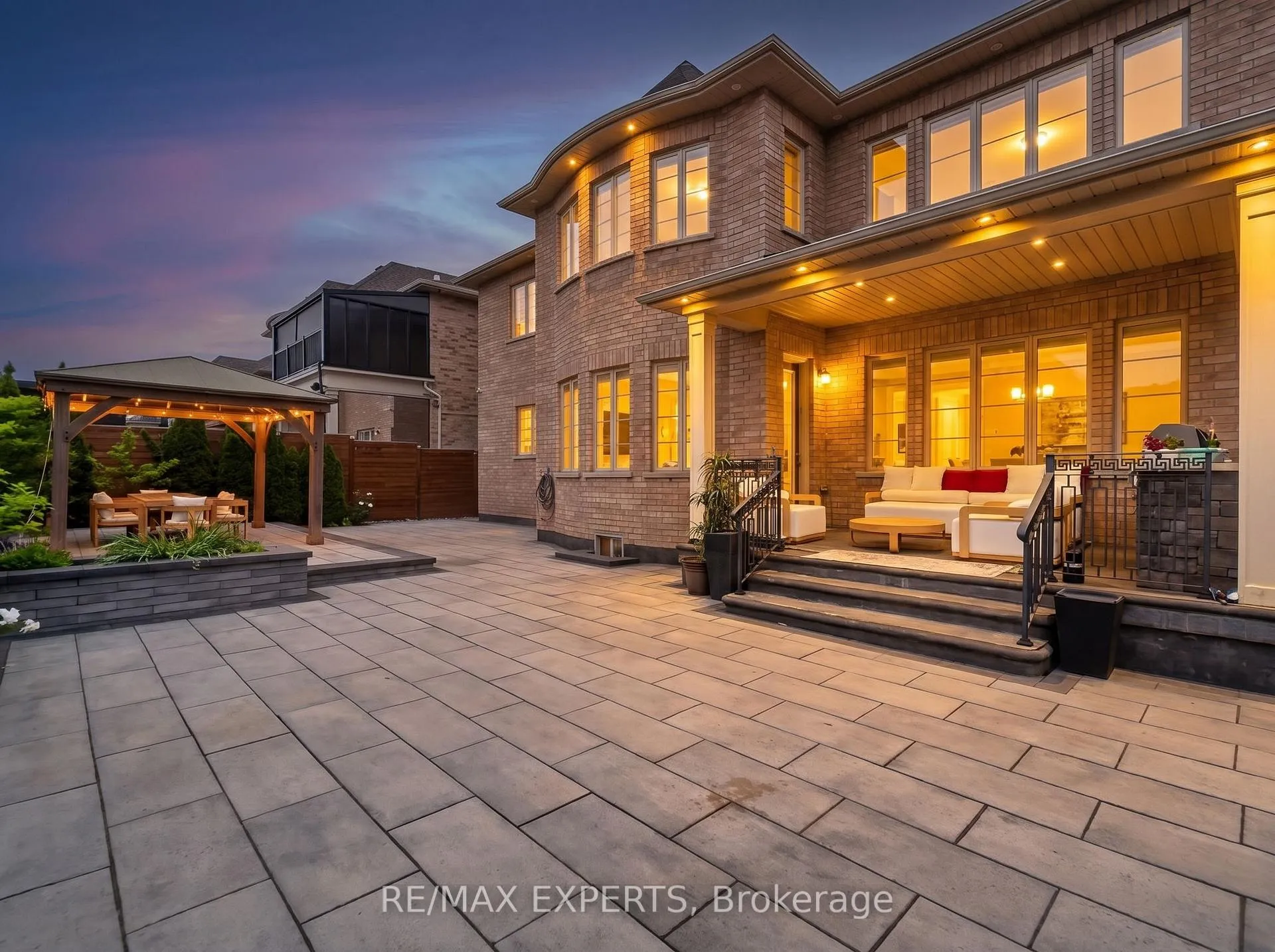 Photo 48 of 9 Glen Abbey Trail, Vaughan, Kleinburg — HOMEH