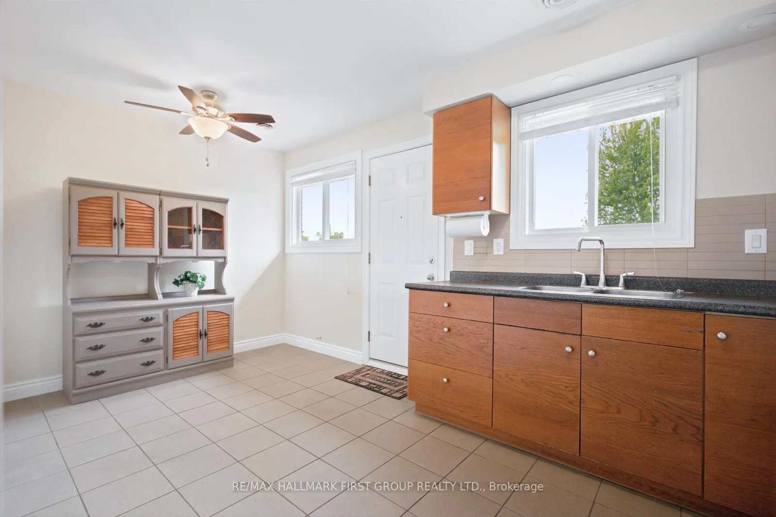 Photo 8 of Unit Main, 361 Dwight Avenue, Oshawa, Lakeview — HOMEH