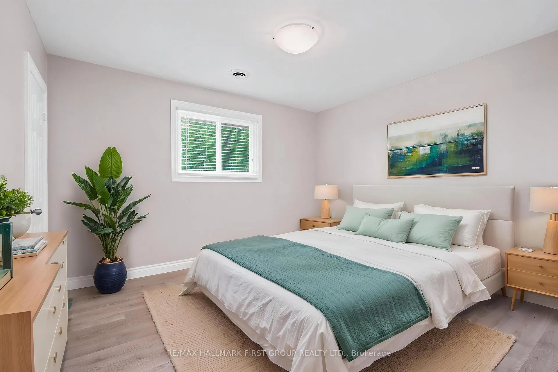 Photo 11 of Unit Main, 361 Dwight Avenue, Oshawa, Lakeview — HOMEH