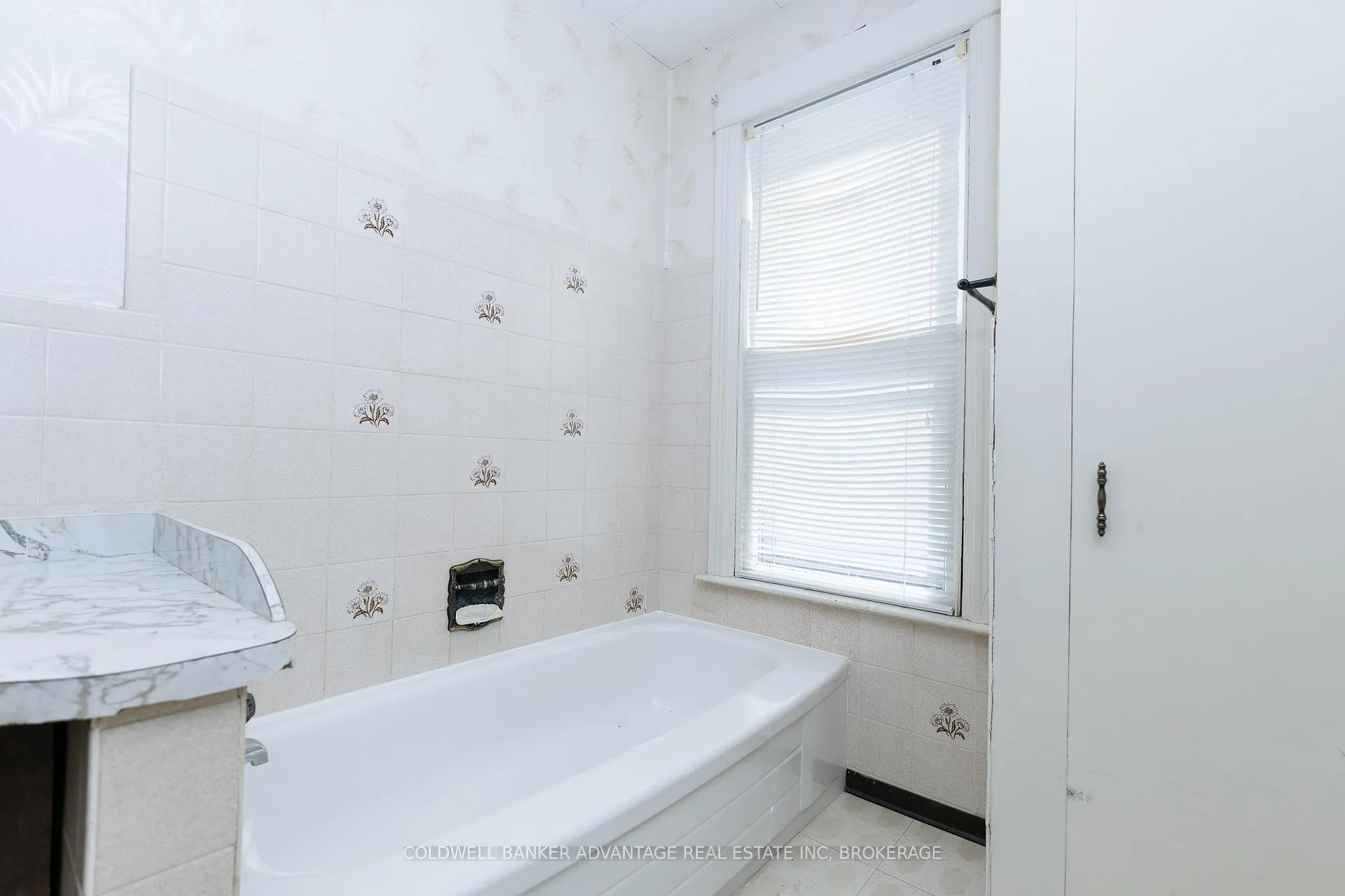 Photo 17 of 48 Empire Street, Welland, Lincoln/Crowland — HOMEH