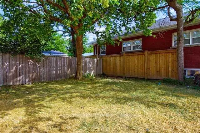 Photo 9 of Unit Main, 960 Dunsmure Road, Hamilton, Homeside — HOMEH