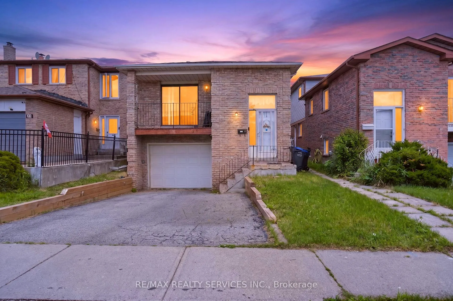 Photo 1 of 23 Dafoe Crescent, Brampton, Fletcher's West — HOMEH
