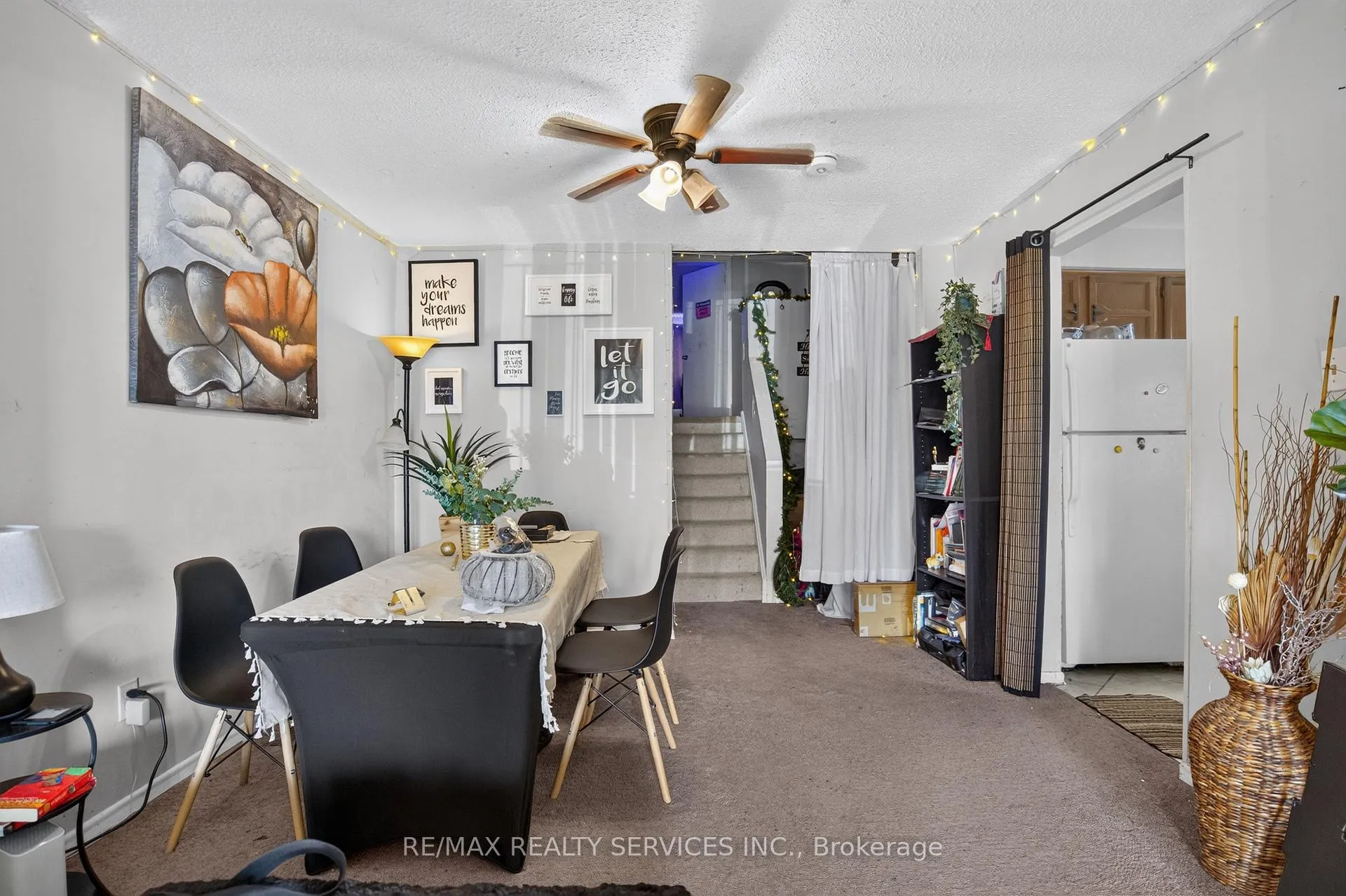 Photo 11 of 23 Dafoe Crescent, Brampton, Fletcher's West — HOMEH