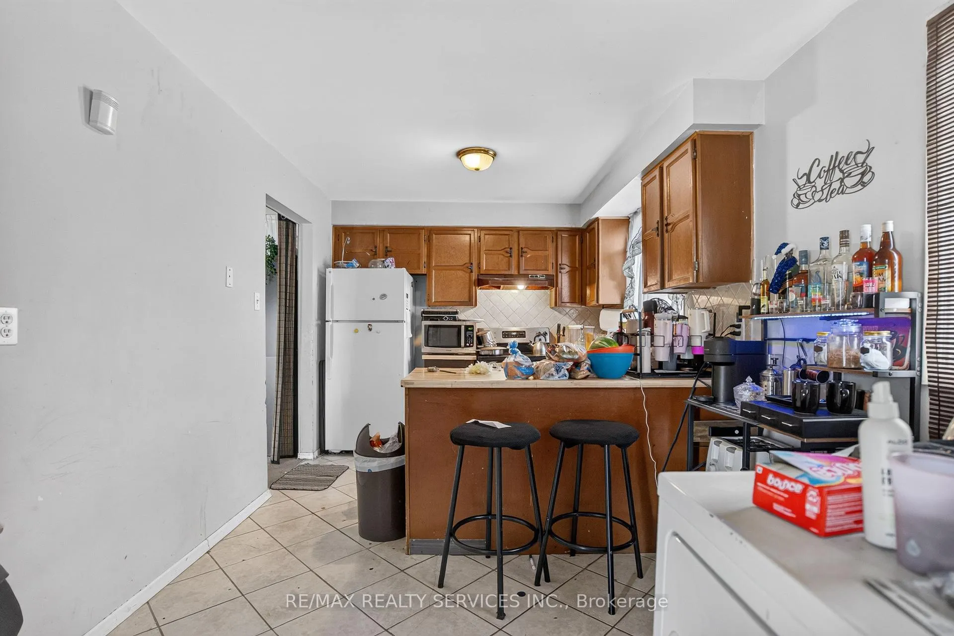 Photo 17 of 23 Dafoe Crescent, Brampton, Fletcher's West — HOMEH
