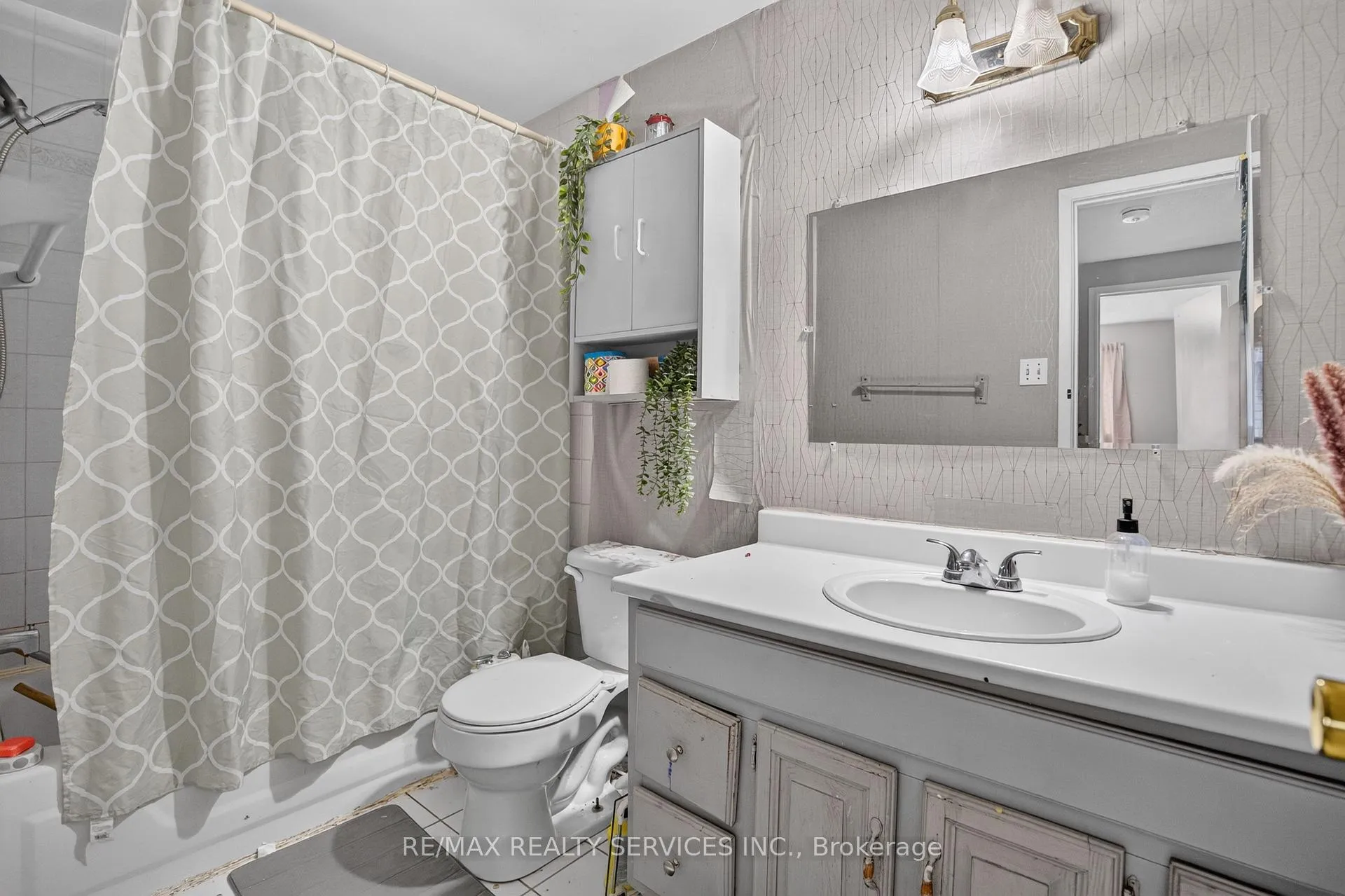 Photo 25 of 23 Dafoe Crescent, Brampton, Fletcher's West — HOMEH