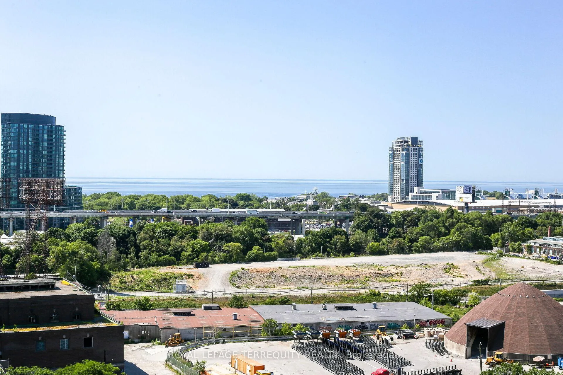 Photo 29 of Unit #1018, 801 King Street W, Toronto, Niagara — HOMEH