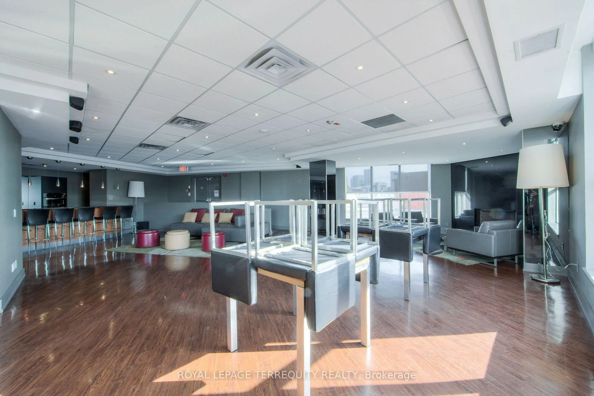 Photo 33 of Unit #1018, 801 King Street W, Toronto, Niagara — HOMEH