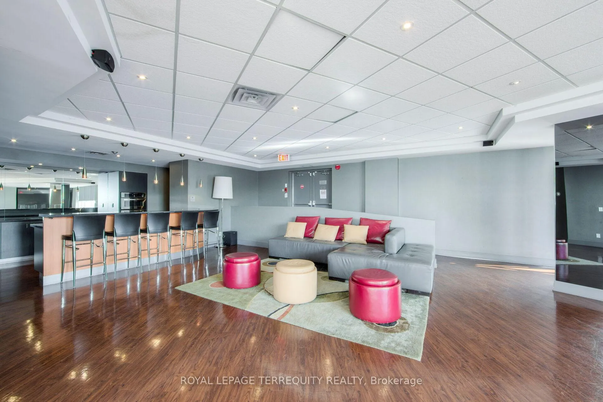 Photo 34 of Unit #1018, 801 King Street W, Toronto, Niagara — HOMEH