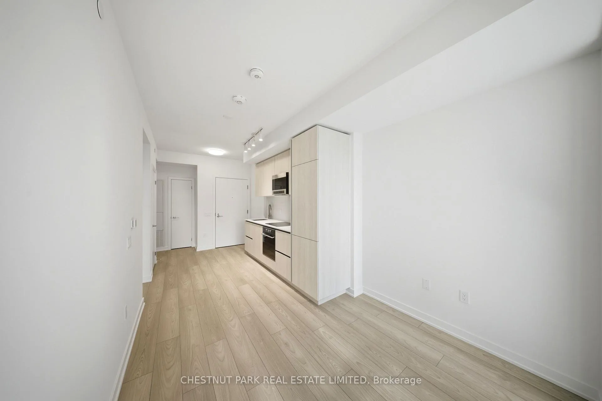 Photo 6 of Unit 1113S, 110 Broadway Avenue, Toronto, Mount Pleasant West — HOMEH