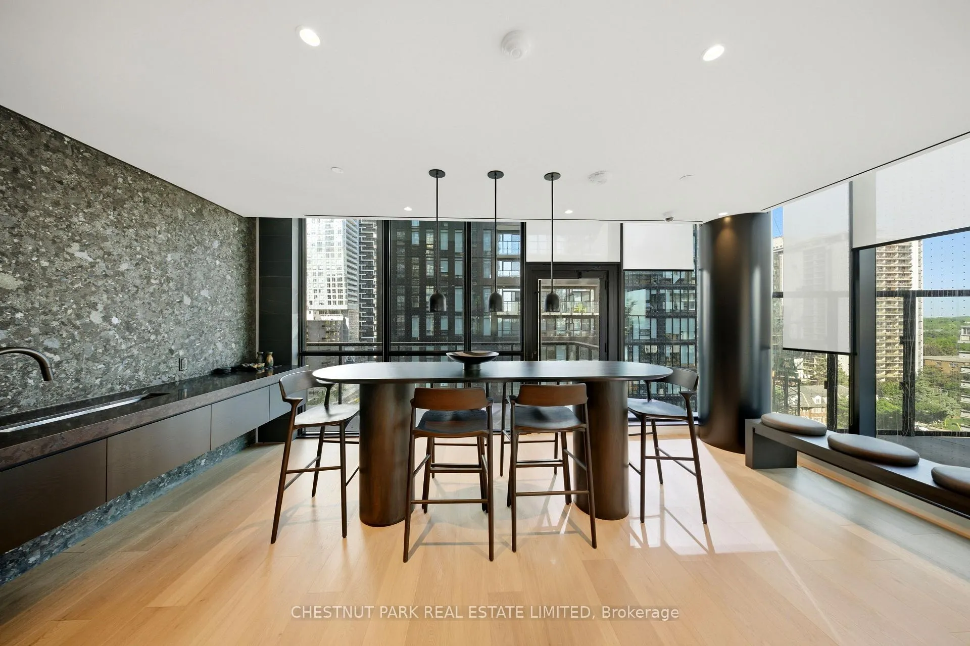 Photo 15 of Unit 1113S, 110 Broadway Avenue, Toronto, Mount Pleasant West — HOMEH
