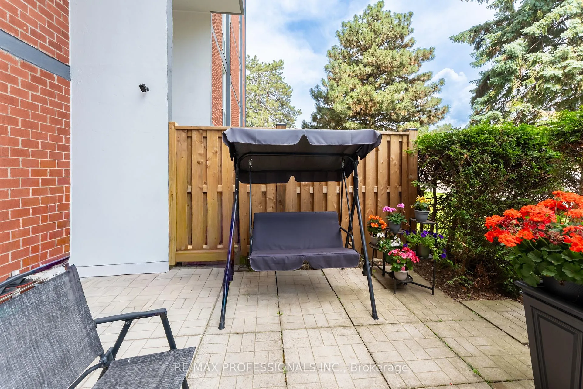 Photo 19 of Unit 111, 75 Glenburn Court, Hamilton, Riverdale — HOMEH