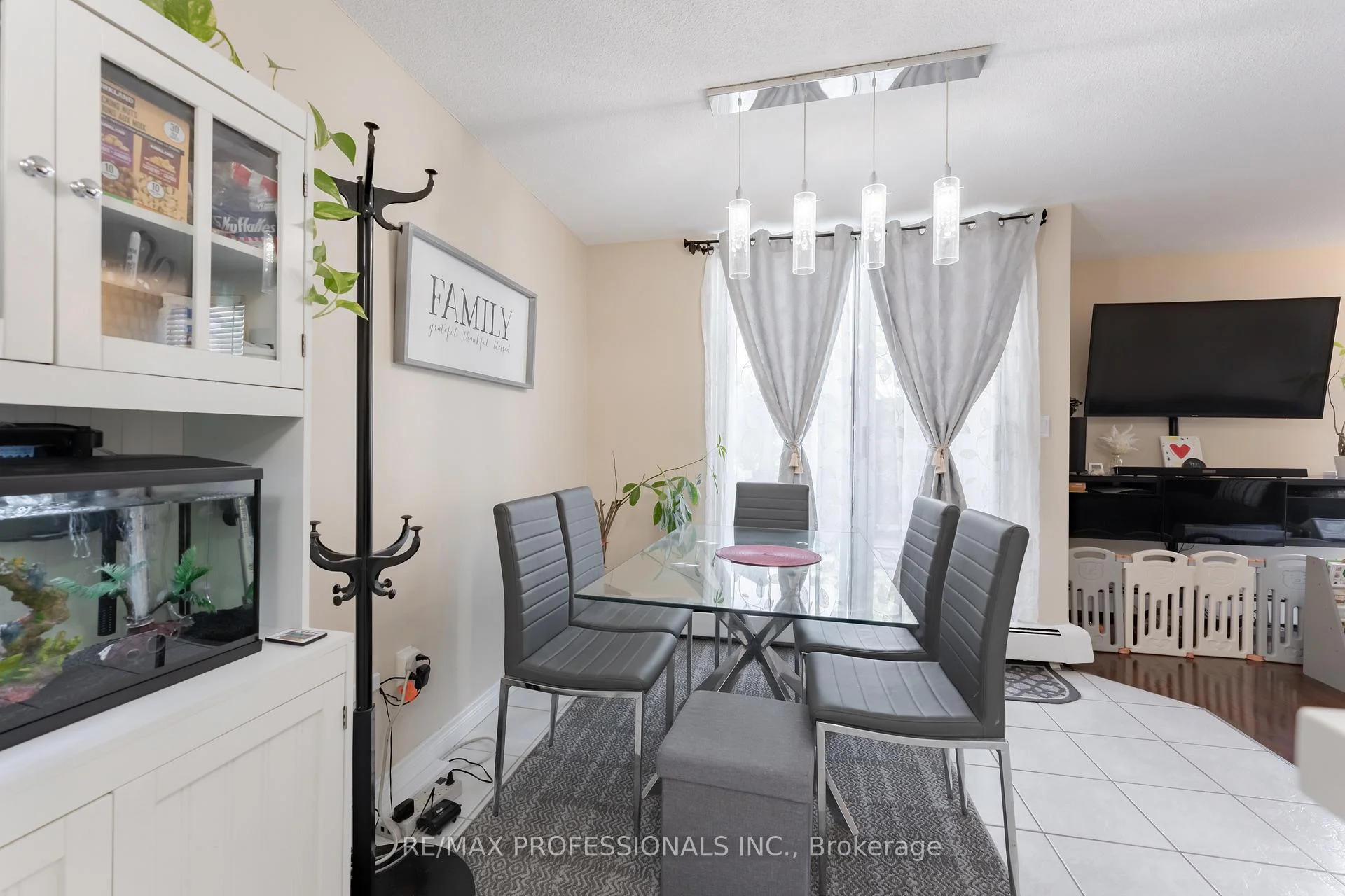 Photo 13 of Unit 111, 75 Glenburn Court, Hamilton, Riverdale — HOMEH