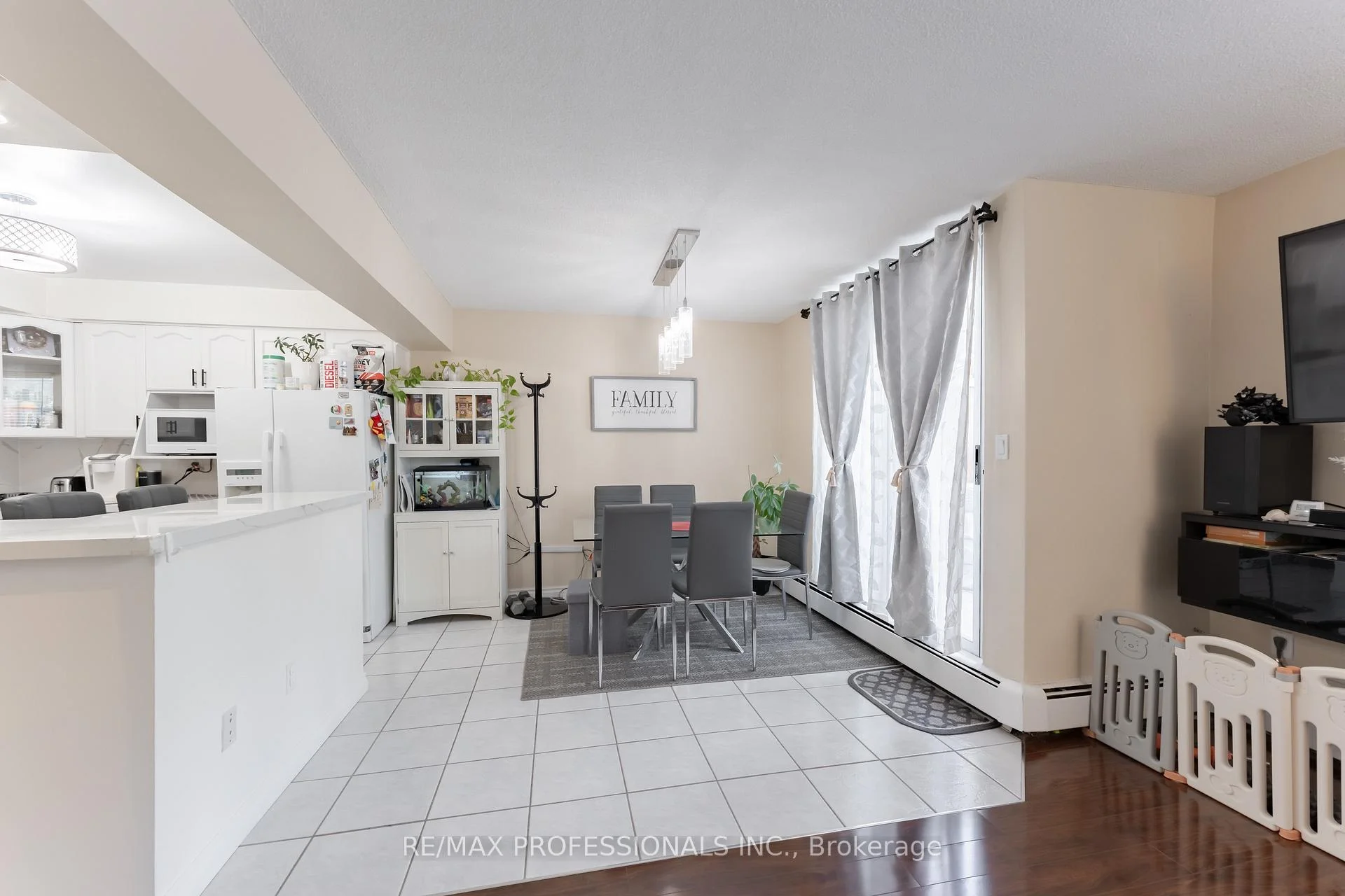 Photo 15 of Unit 111, 75 Glenburn Court, Hamilton, Riverdale — HOMEH