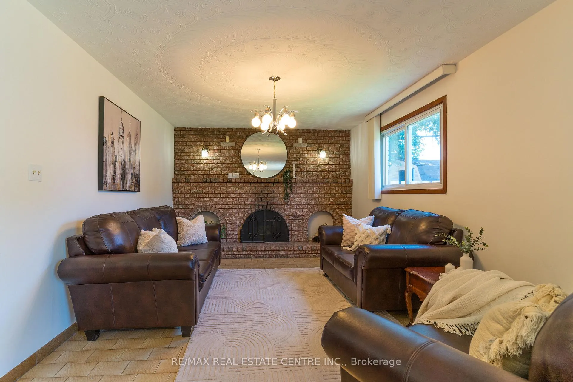 Photo 20 of 102 Markson Crescent, Hamilton, Lisgar — HOMEH