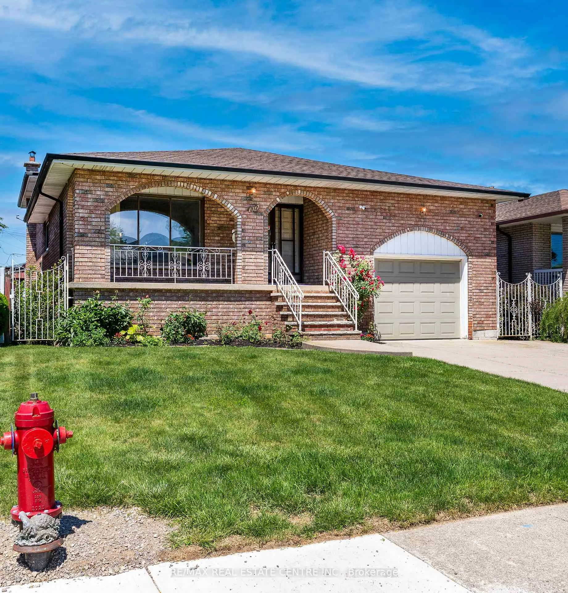 Photo 46 of 102 Markson Crescent, Hamilton, Lisgar — HOMEH
