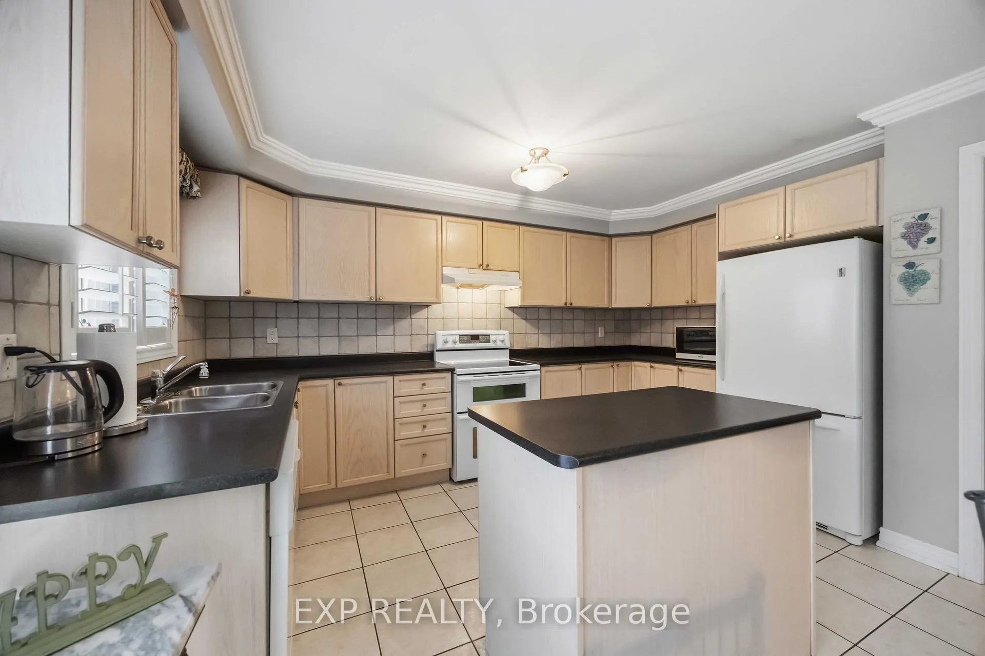 Photo 20 of 30 Rollinghill Road, Richmond Hill, Jefferson — HOMEH