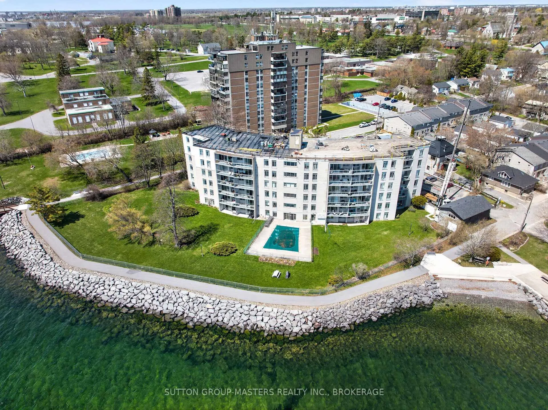 Photo 2 of Unit 401, 1 Mowat Avenue, Kingston, Central City West — HOMEH