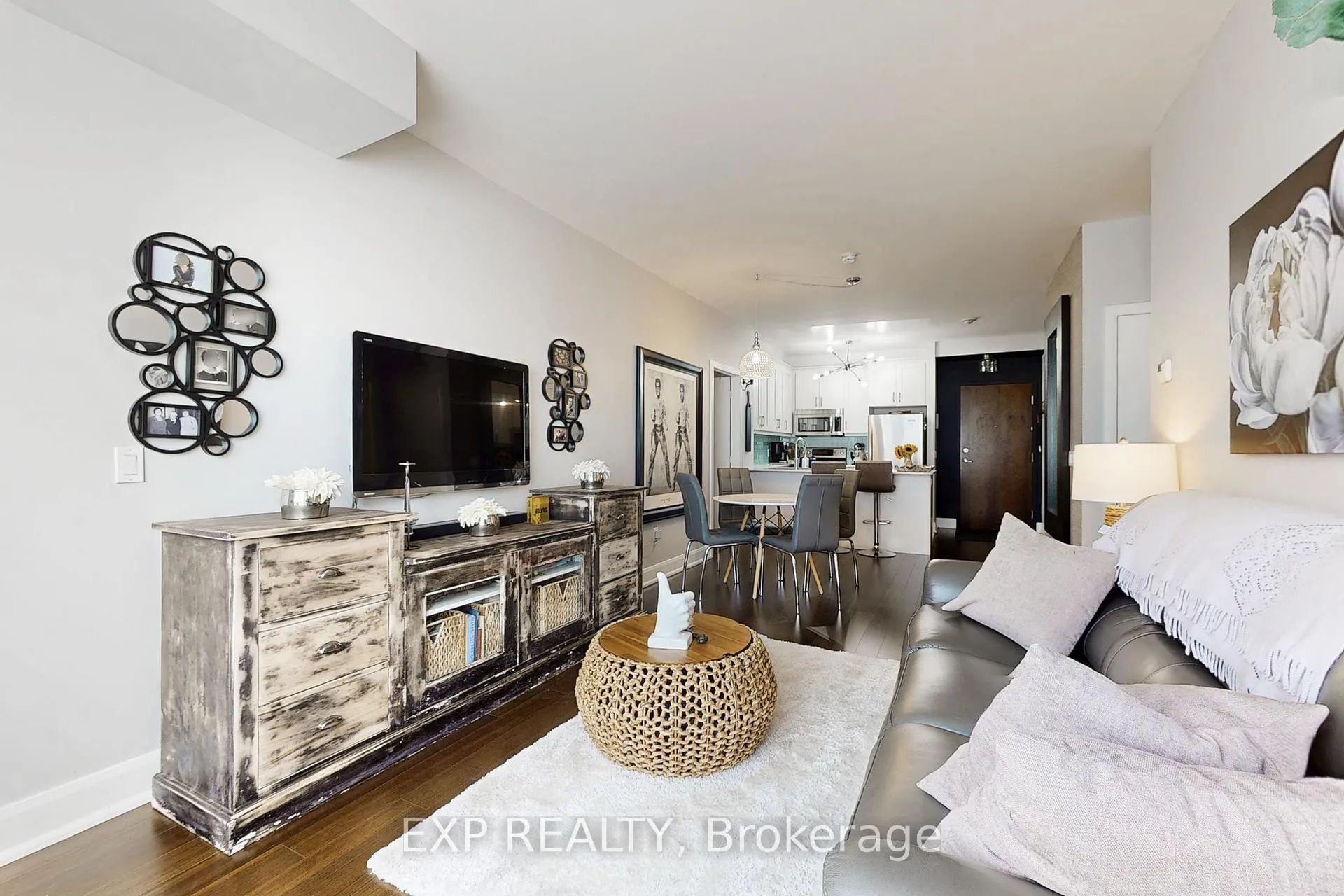 Photo 9 of Unit 201, 2470 Prince Michael Drive, Oakville, Joshua Creek — HOMEH