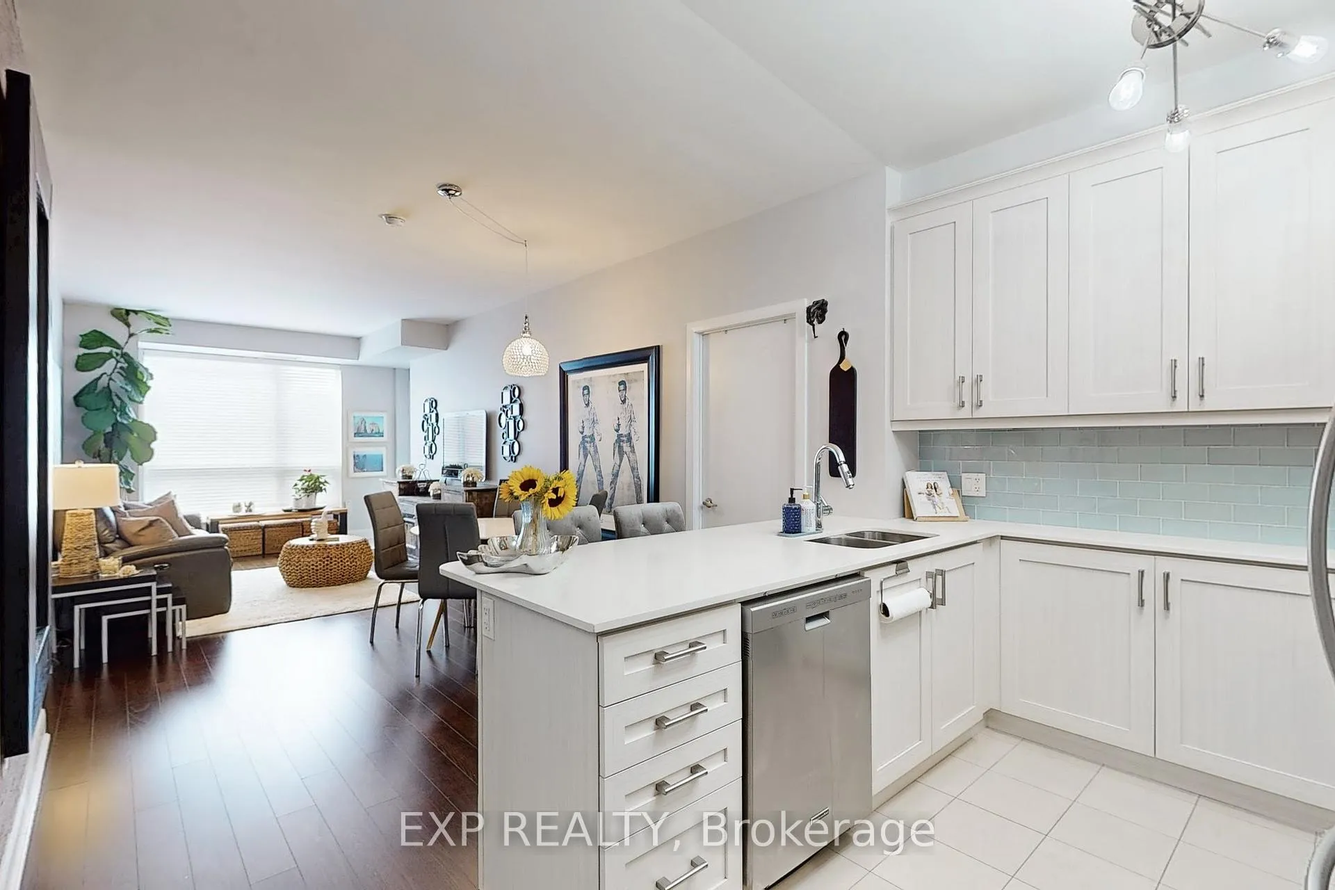 Photo 13 of Unit 201, 2470 Prince Michael Drive, Oakville, Joshua Creek — HOMEH
