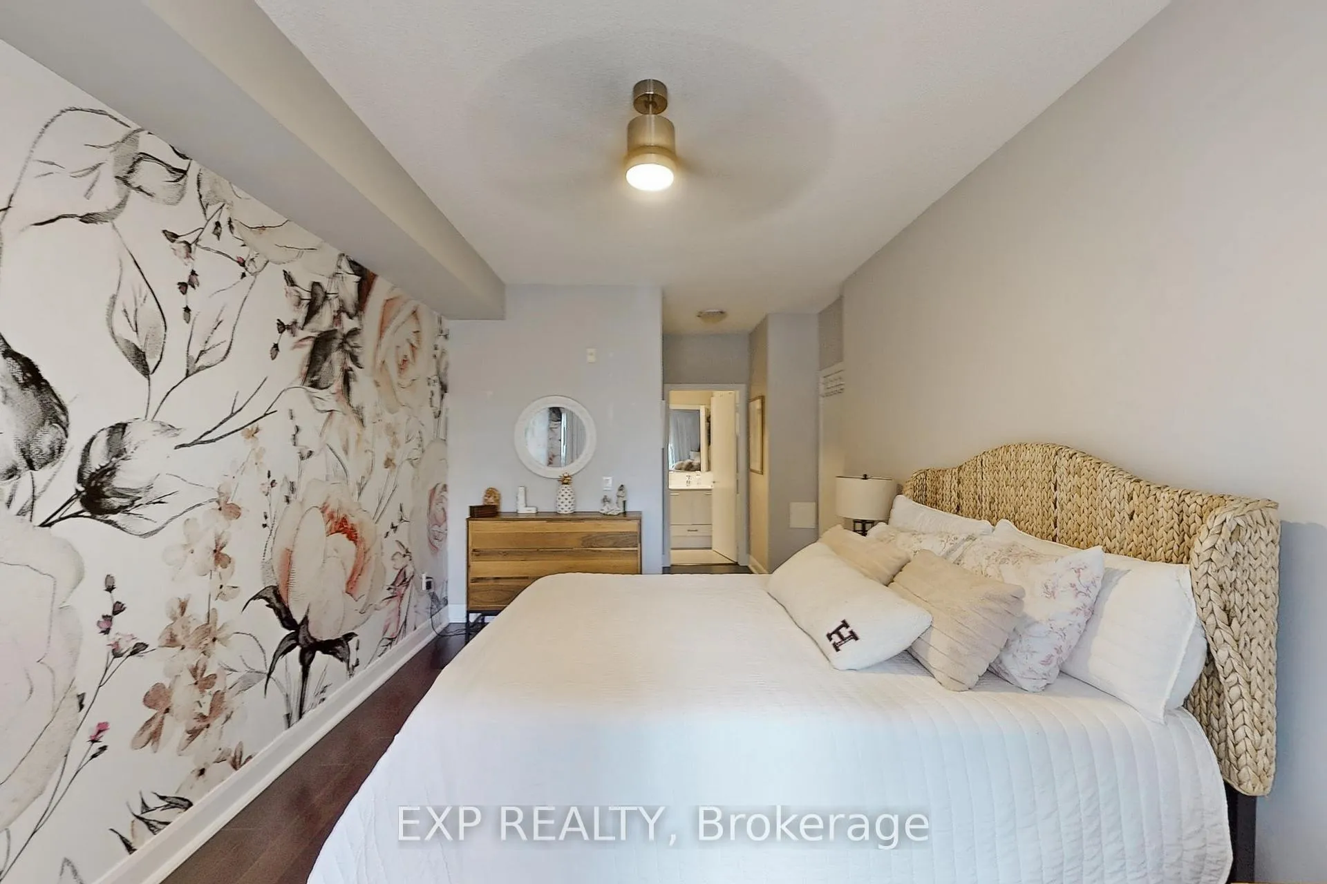 Photo 19 of Unit 201, 2470 Prince Michael Drive, Oakville, Joshua Creek — HOMEH