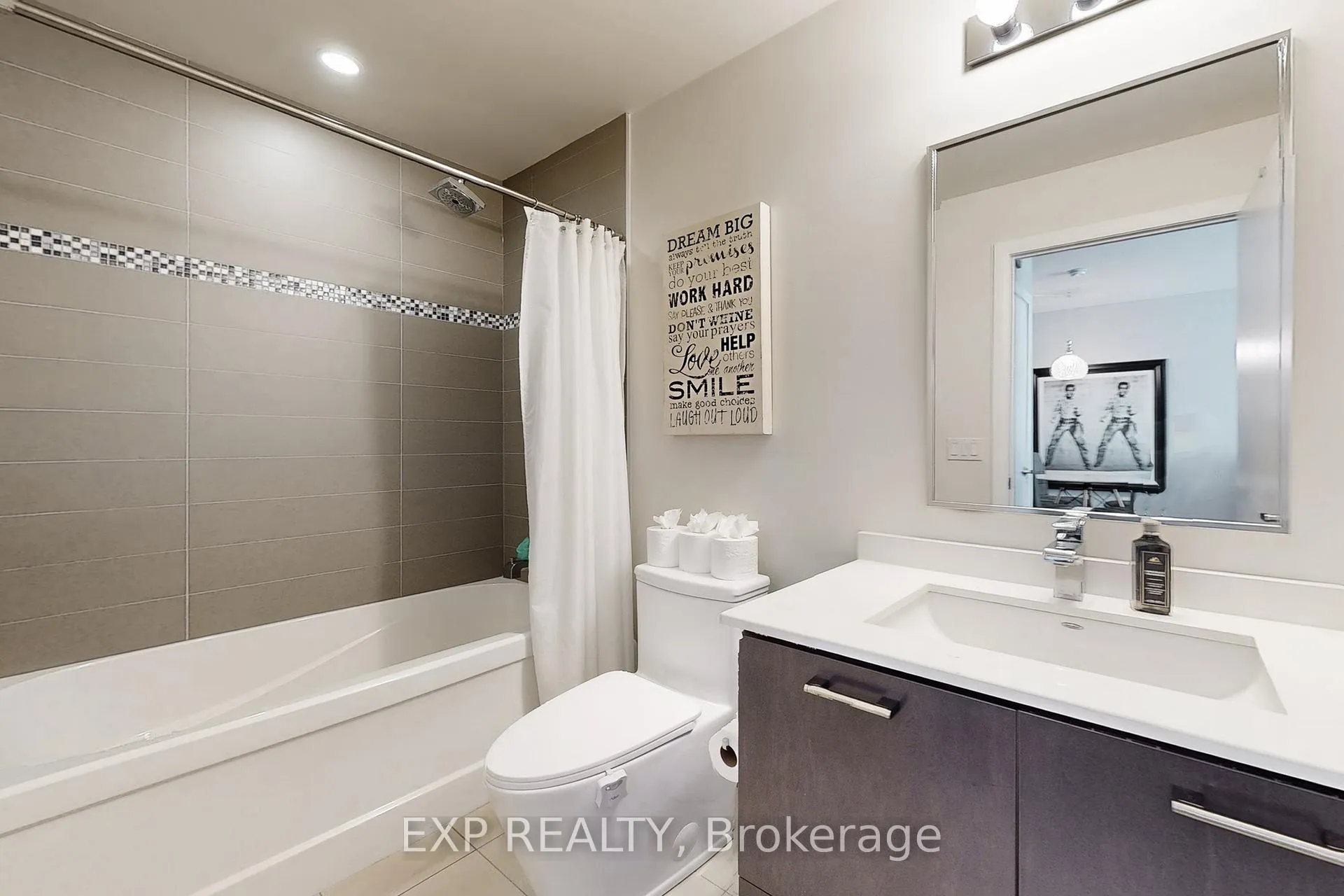 Photo 23 of Unit 201, 2470 Prince Michael Drive, Oakville, Joshua Creek — HOMEH