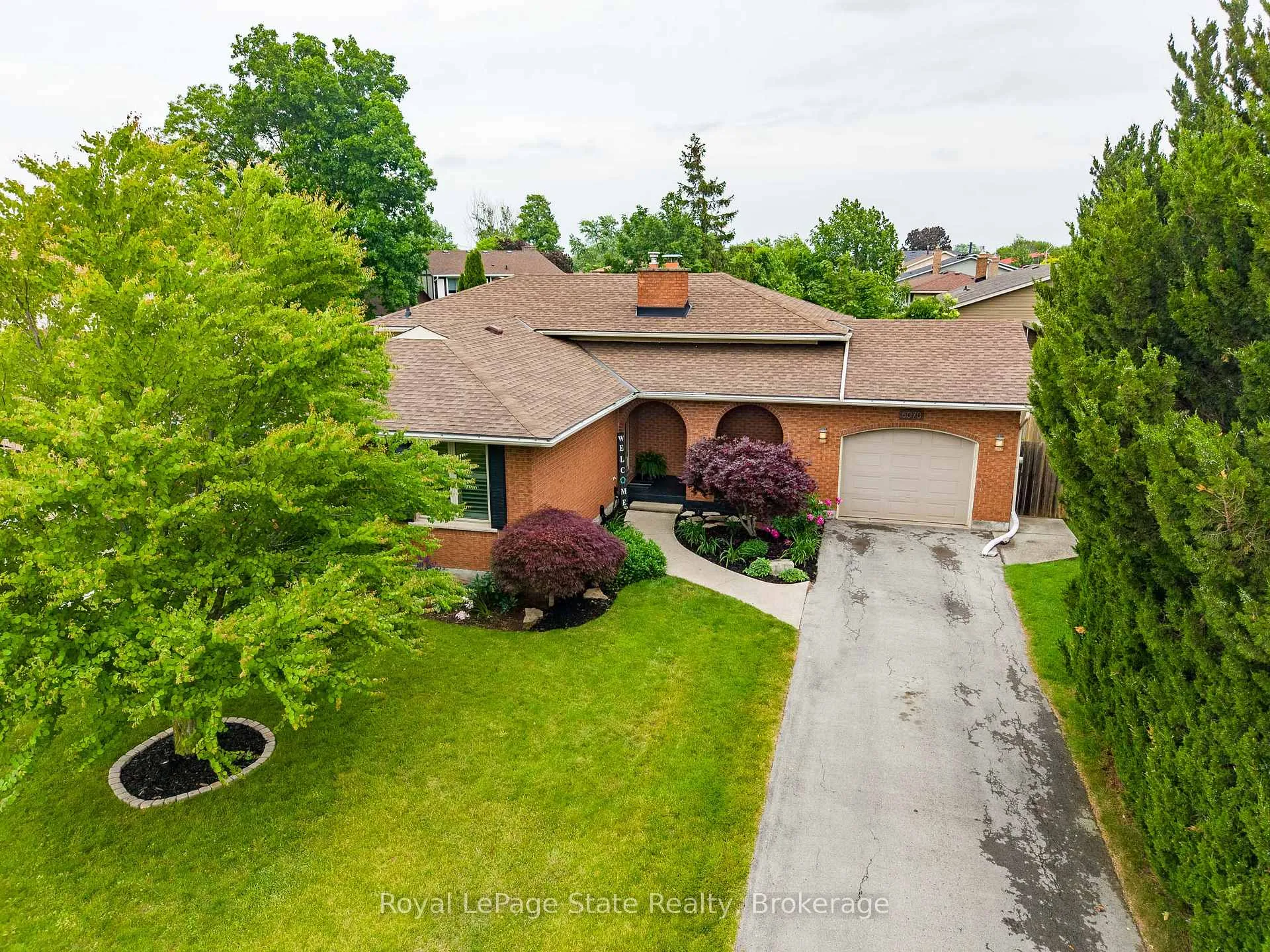 Photo 2 of 5070 Silver Birch Lane, Lincoln, Beamsville — HOMEH