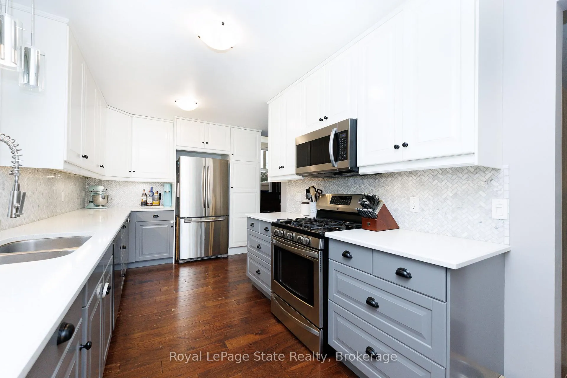 Photo 12 of 5070 Silver Birch Lane, Lincoln, Beamsville — HOMEH