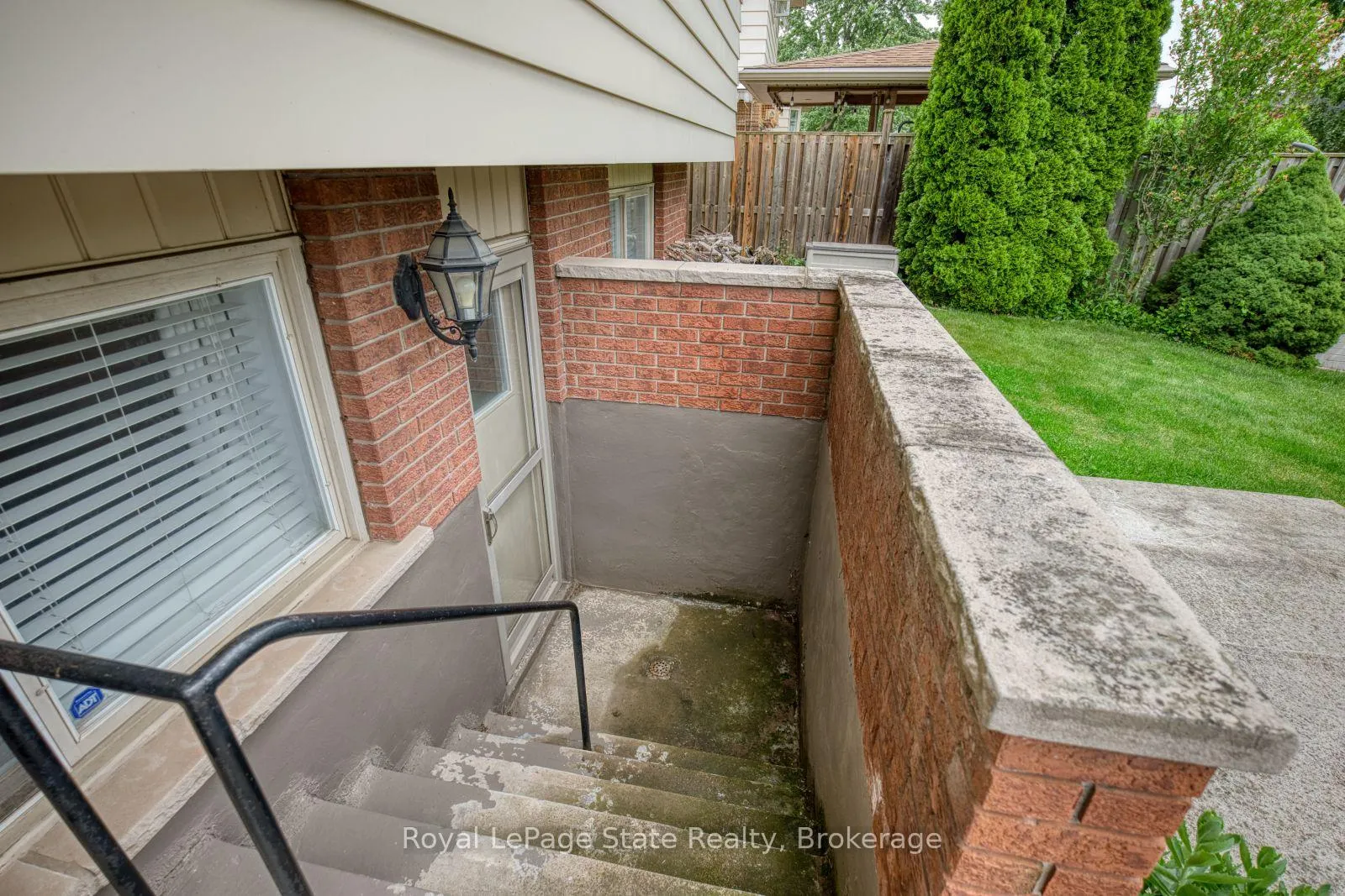 Photo 34 of 5070 Silver Birch Lane, Lincoln, Beamsville — HOMEH