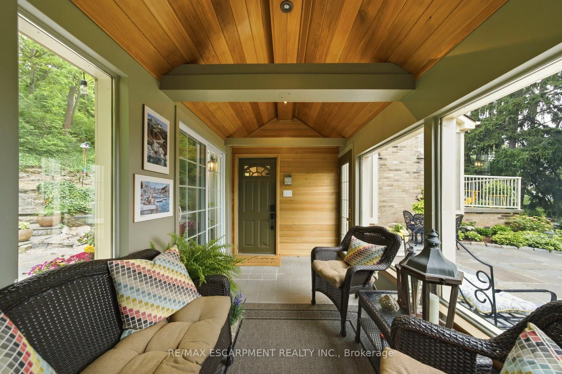 Photo 8 of 44 New Mountain Road, Hamilton, Stoney Creek — HOMEH