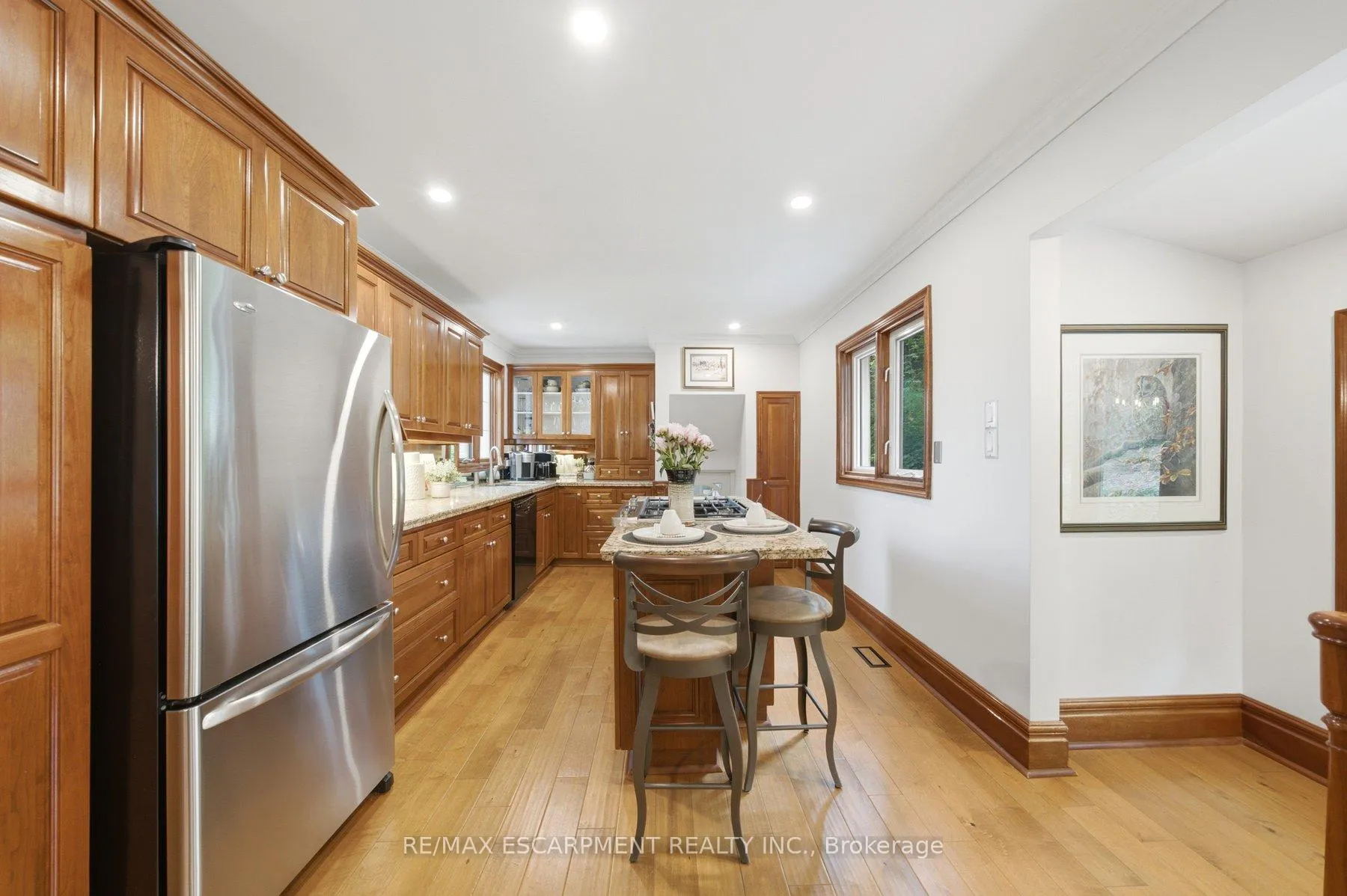 Photo 12 of 44 New Mountain Road, Hamilton, Stoney Creek — HOMEH