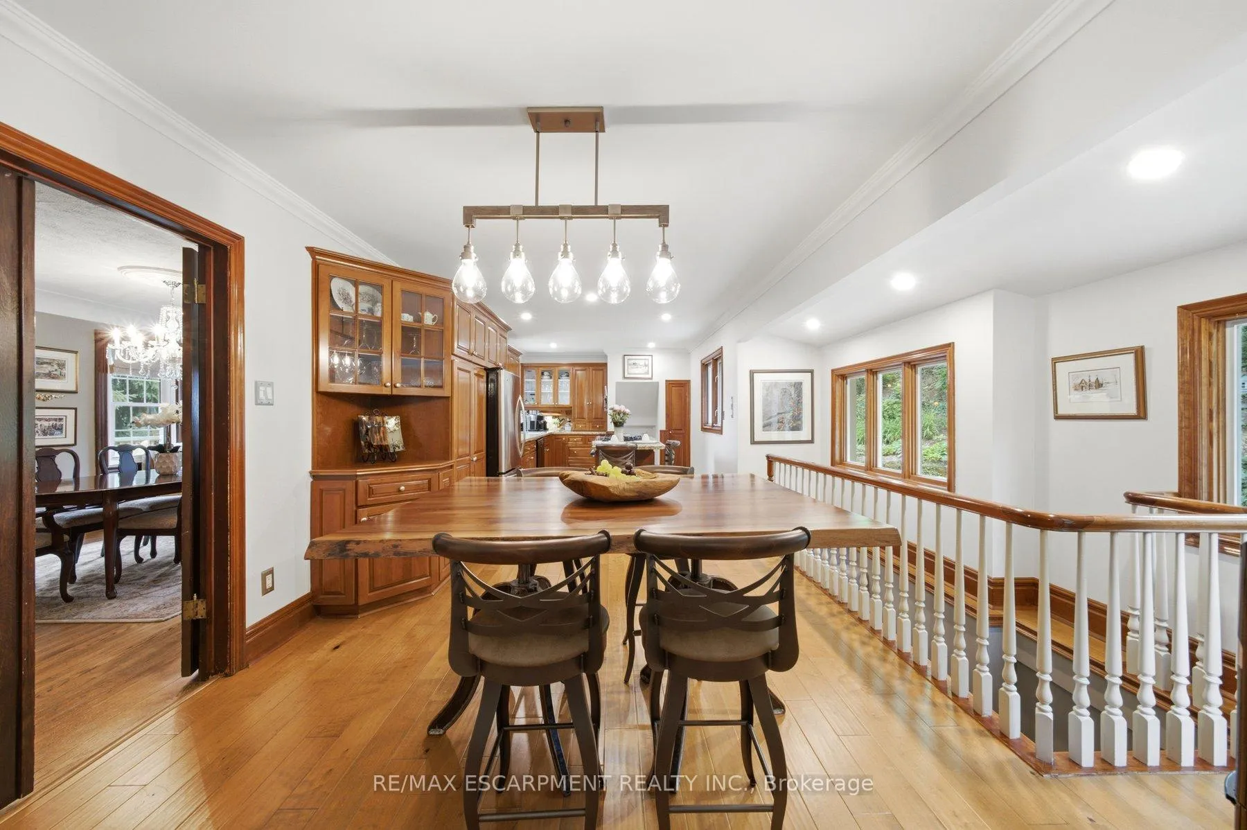 Photo 14 of 44 New Mountain Road, Hamilton, Stoney Creek — HOMEH