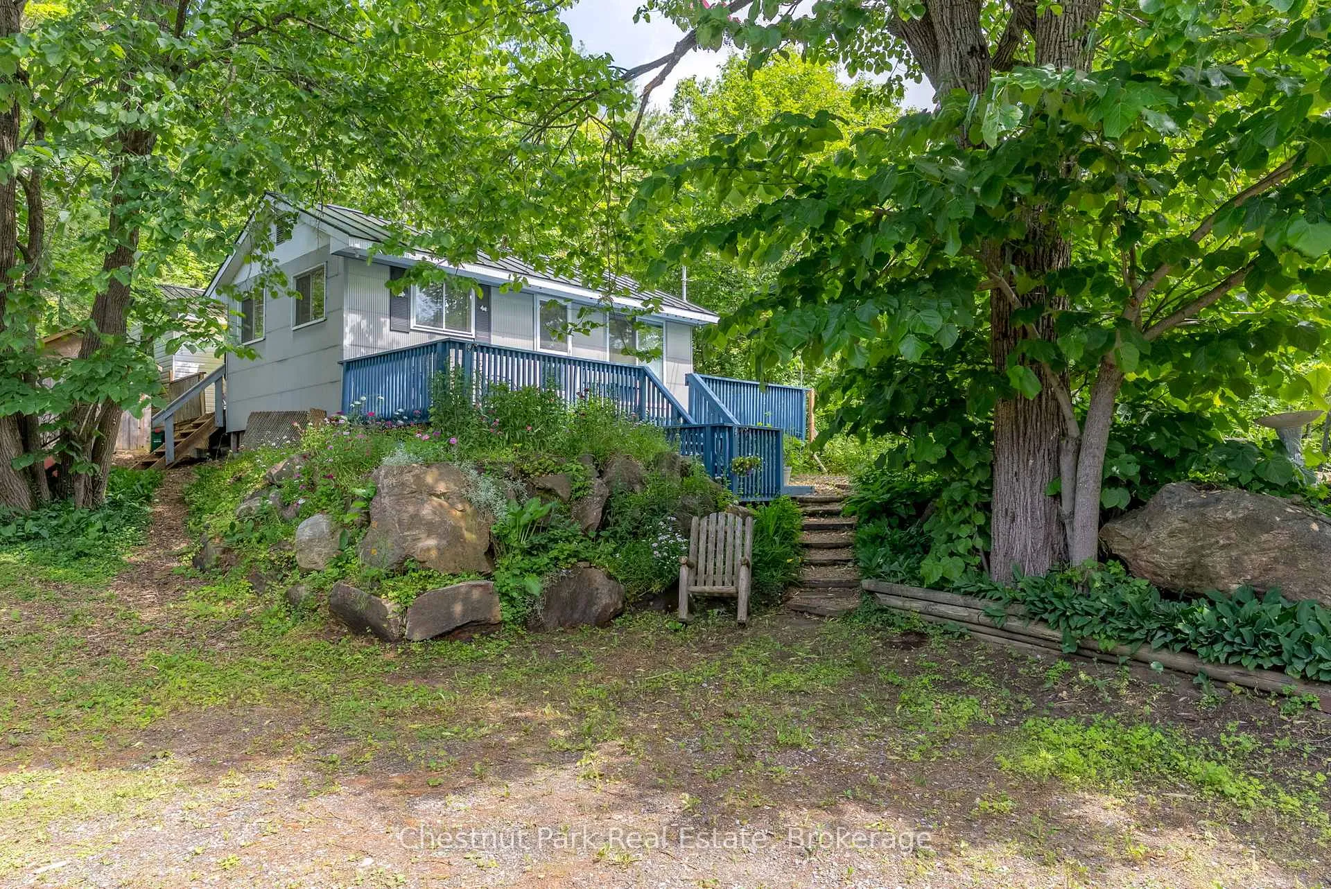 Photo 4 of Unit 2, 1185 North Kahshe Lake Road, Gravenhurst, Morrison — HOMEH