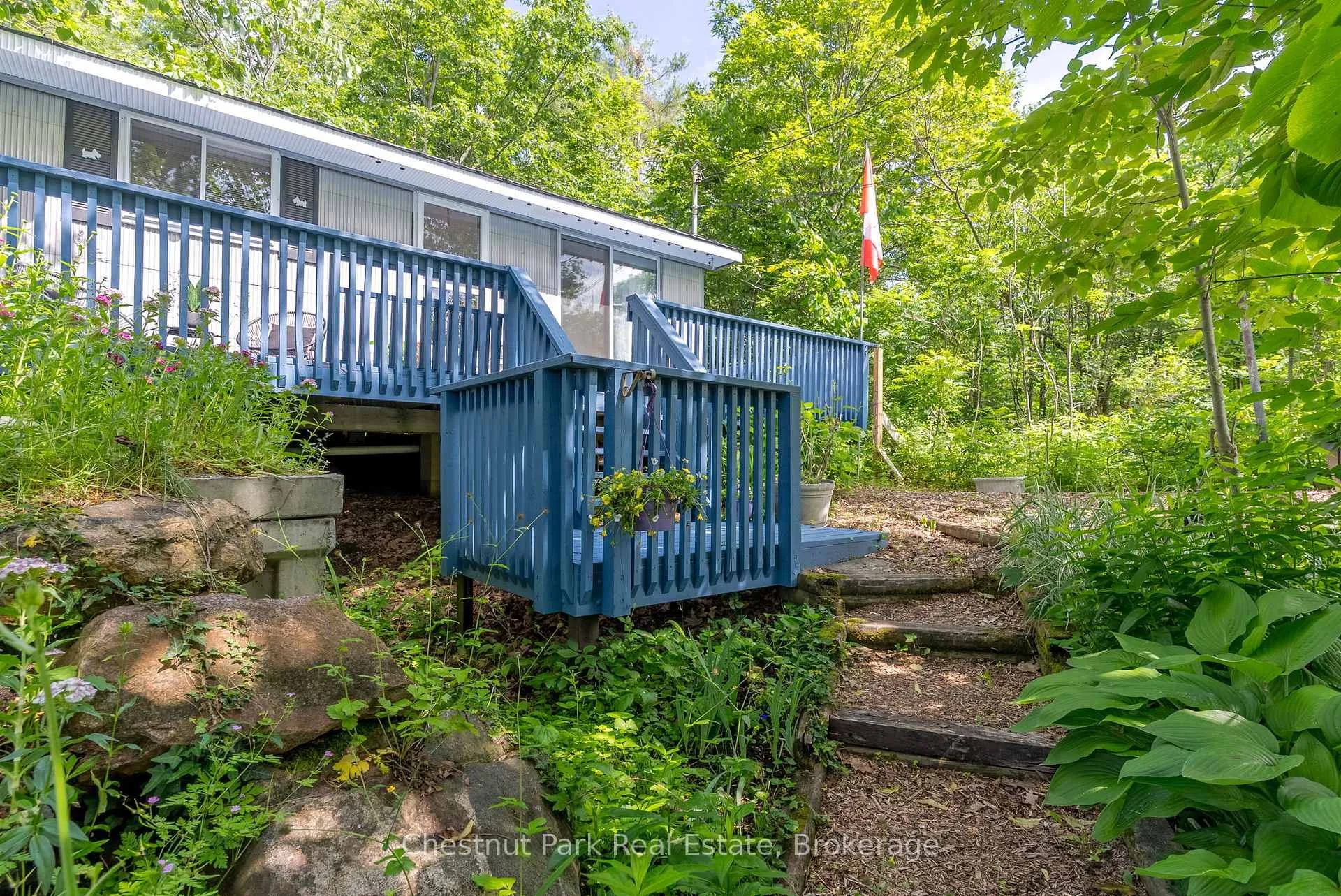 Photo 5 of Unit 2, 1185 North Kahshe Lake Road, Gravenhurst, Morrison — HOMEH